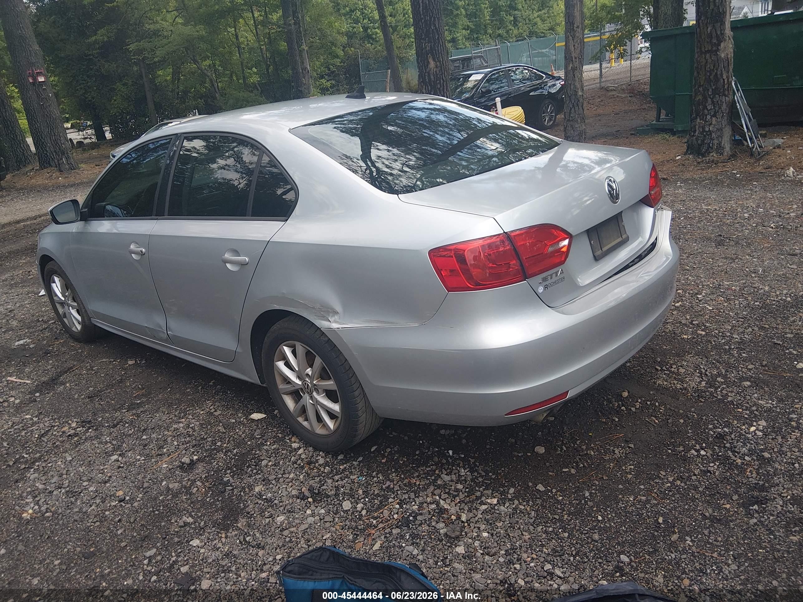 2012 Volkswagen Jetta 2.5l Se Silver vin: 3VWDP7AJ4CM419044