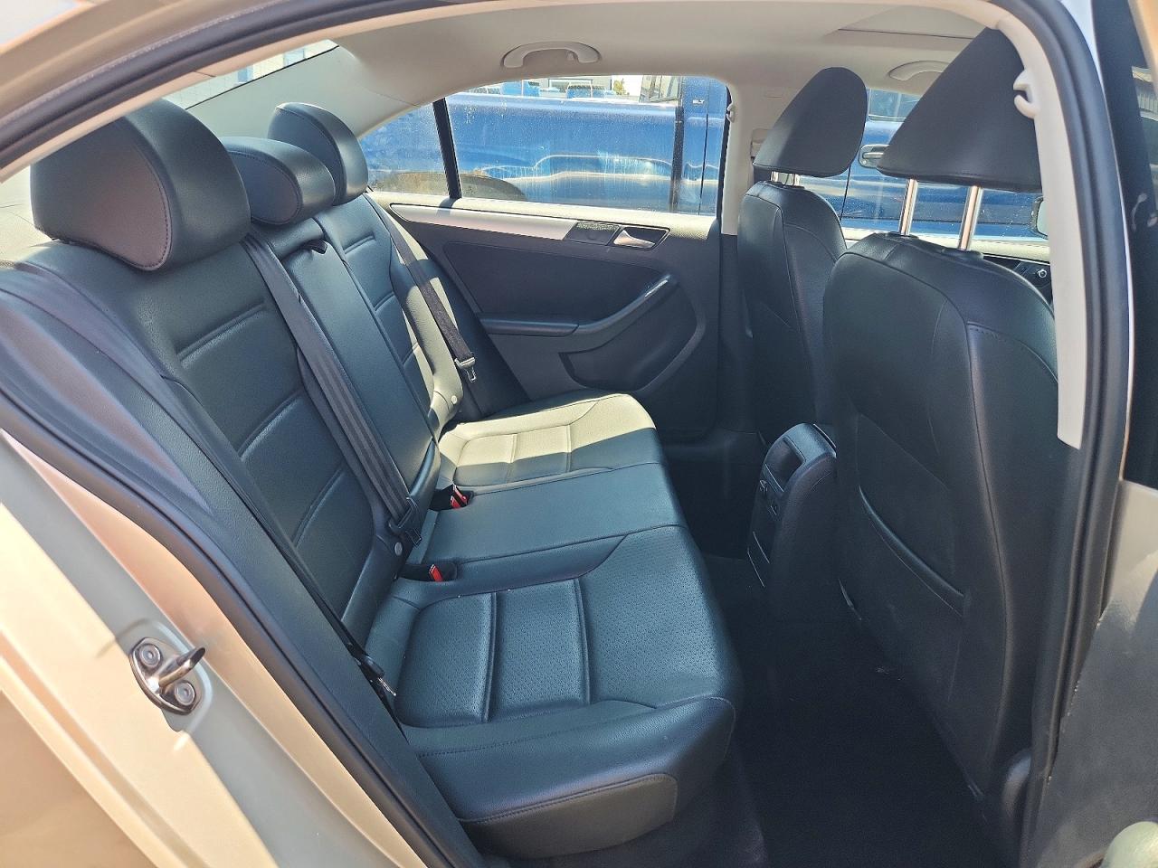 2013 Volkswagen Jetta Se Tan vin: 3VWDP7AJ4DM208993