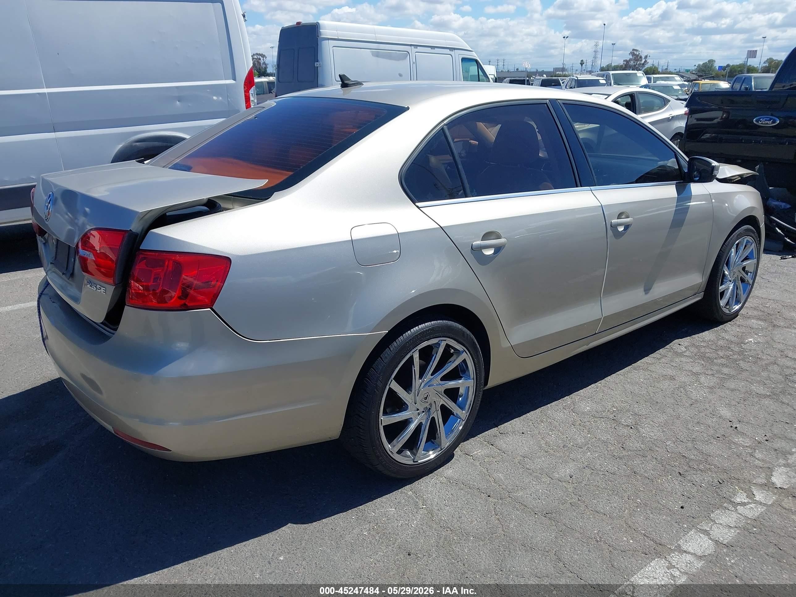 2013 Volkswagen Jetta 2.5l Se Champagne vin: 3VWDP7AJ4DM236924