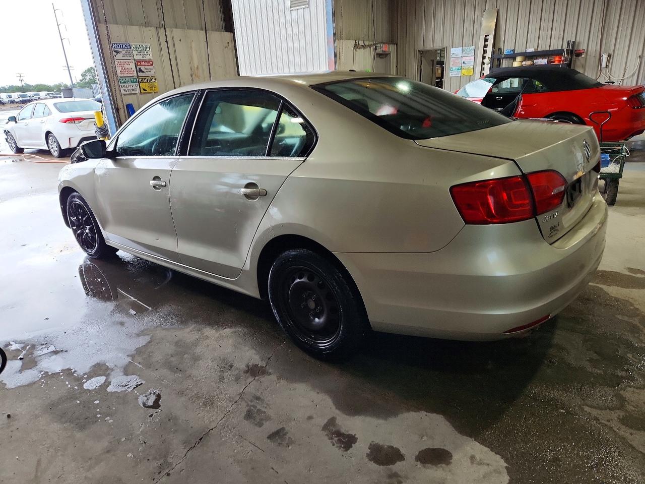 2013 Volkswagen Jetta Se Cream vin: 3VWDP7AJ4DM242786