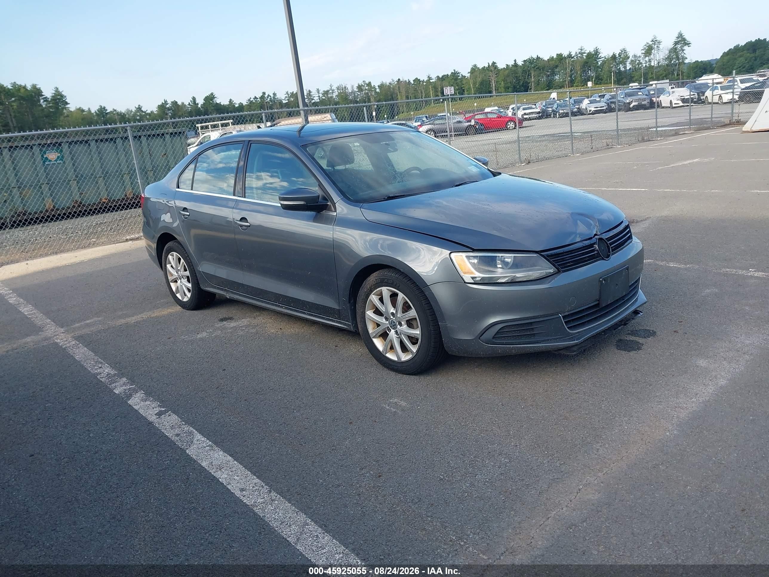 2013 Volkswagen Jetta 2.5l Se Gray vin: 3VWDP7AJ4DM269759