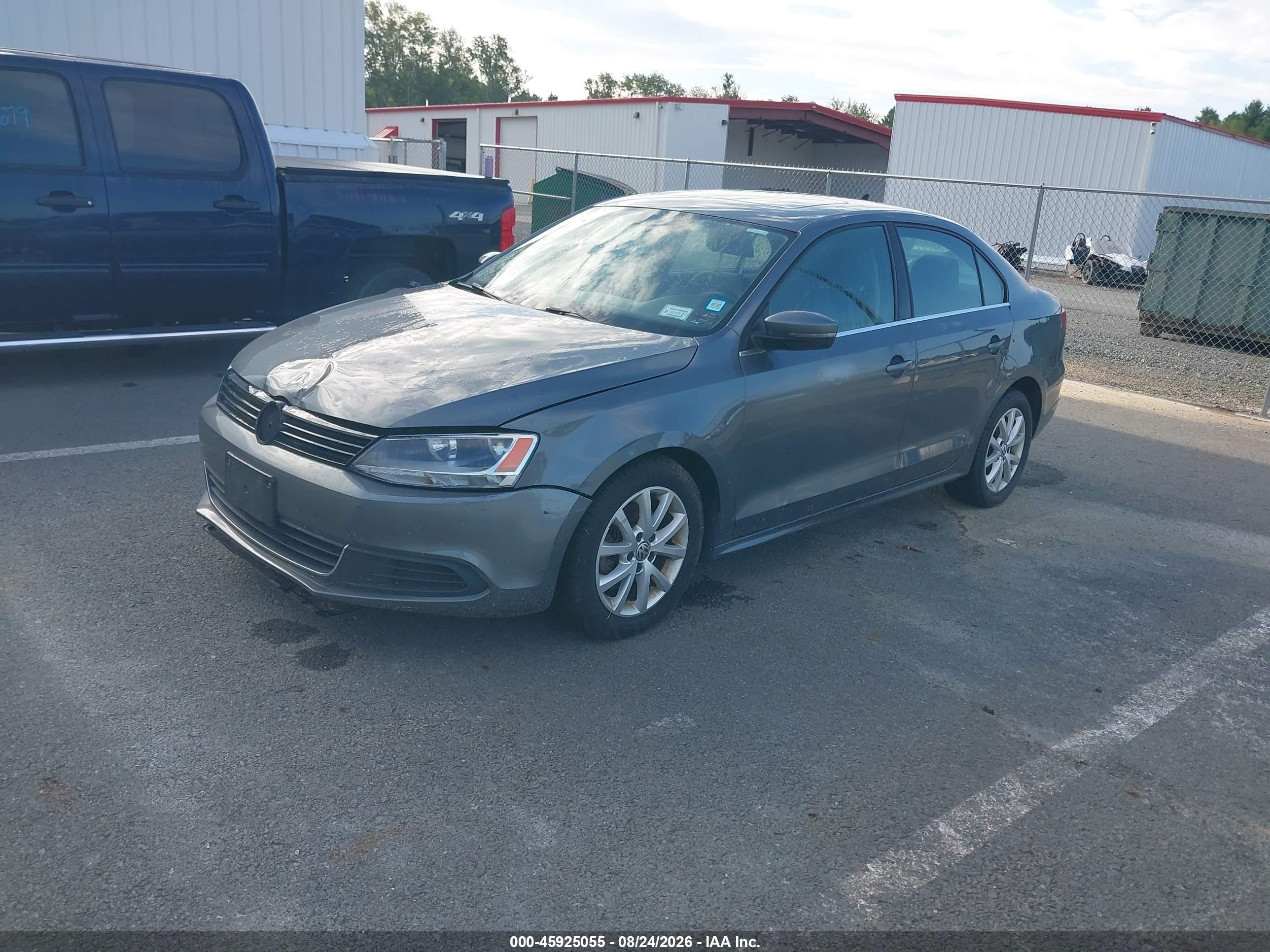 2013 Volkswagen Jetta 2.5l Se Gray vin: 3VWDP7AJ4DM269759