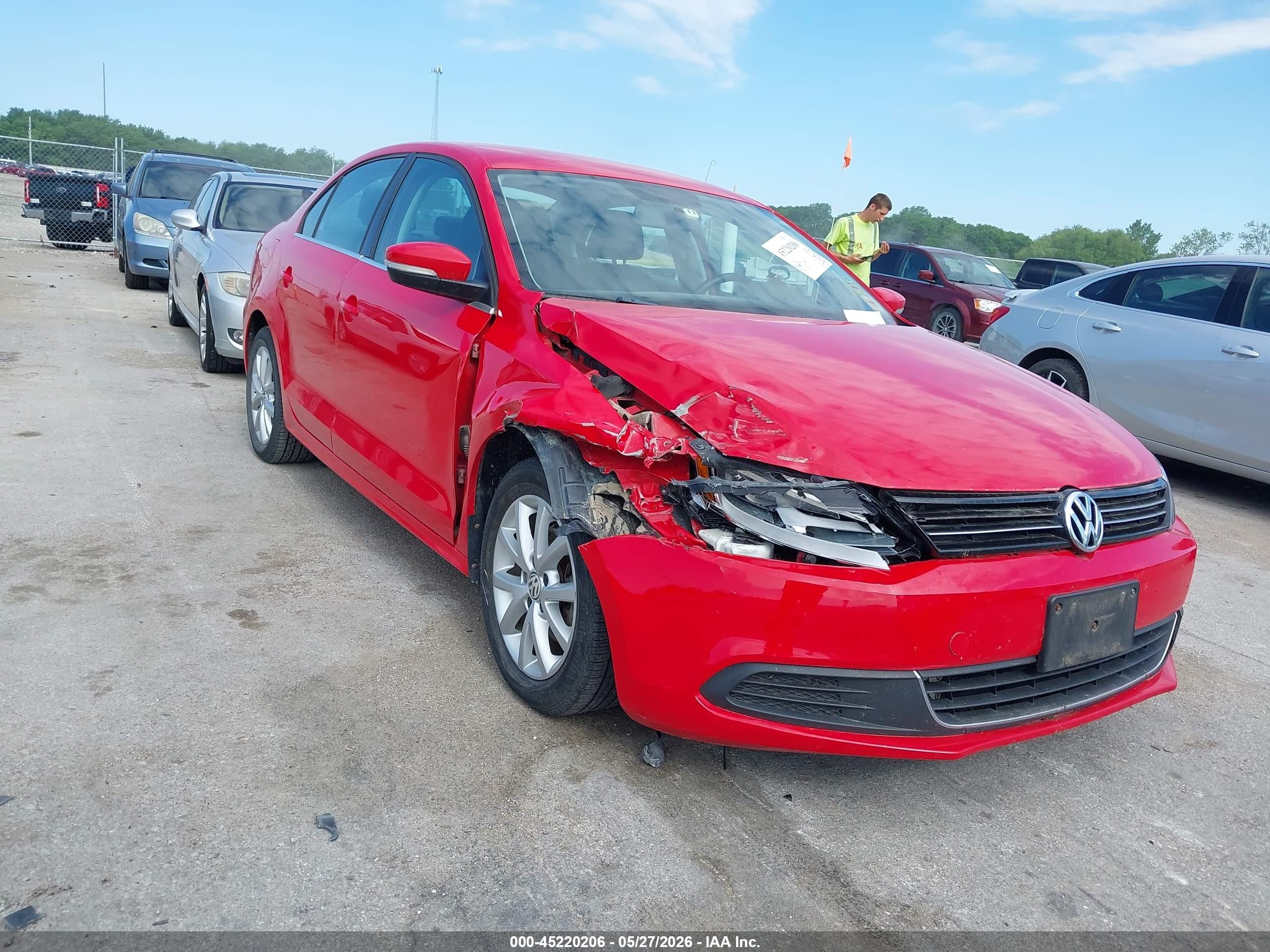 2013 Volkswagen Jetta 2.5l Se Red vin: 3VWDP7AJ4DM307670