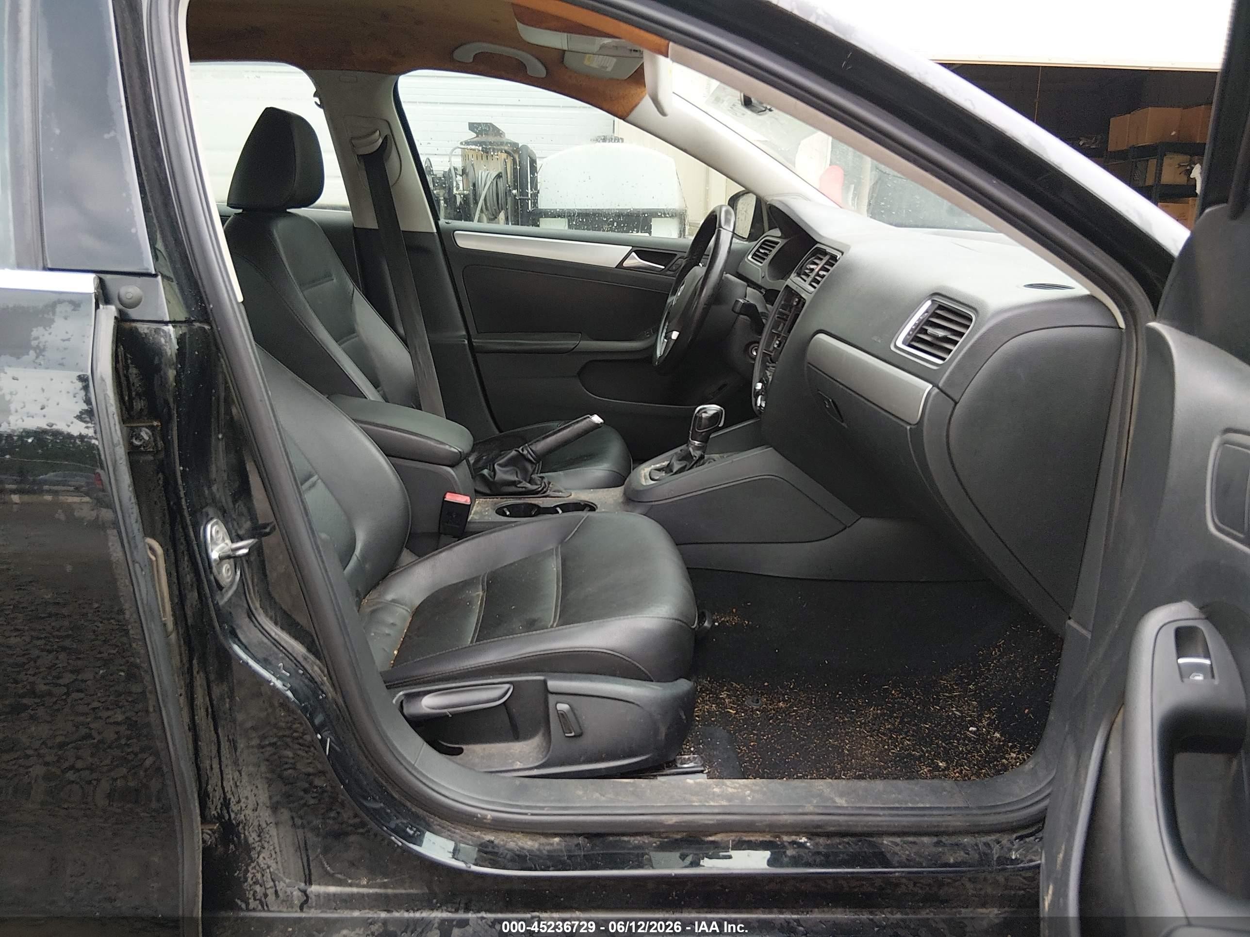 2013 Volkswagen Jetta 2.5l Se Black vin: 3VWDP7AJ4DM361048