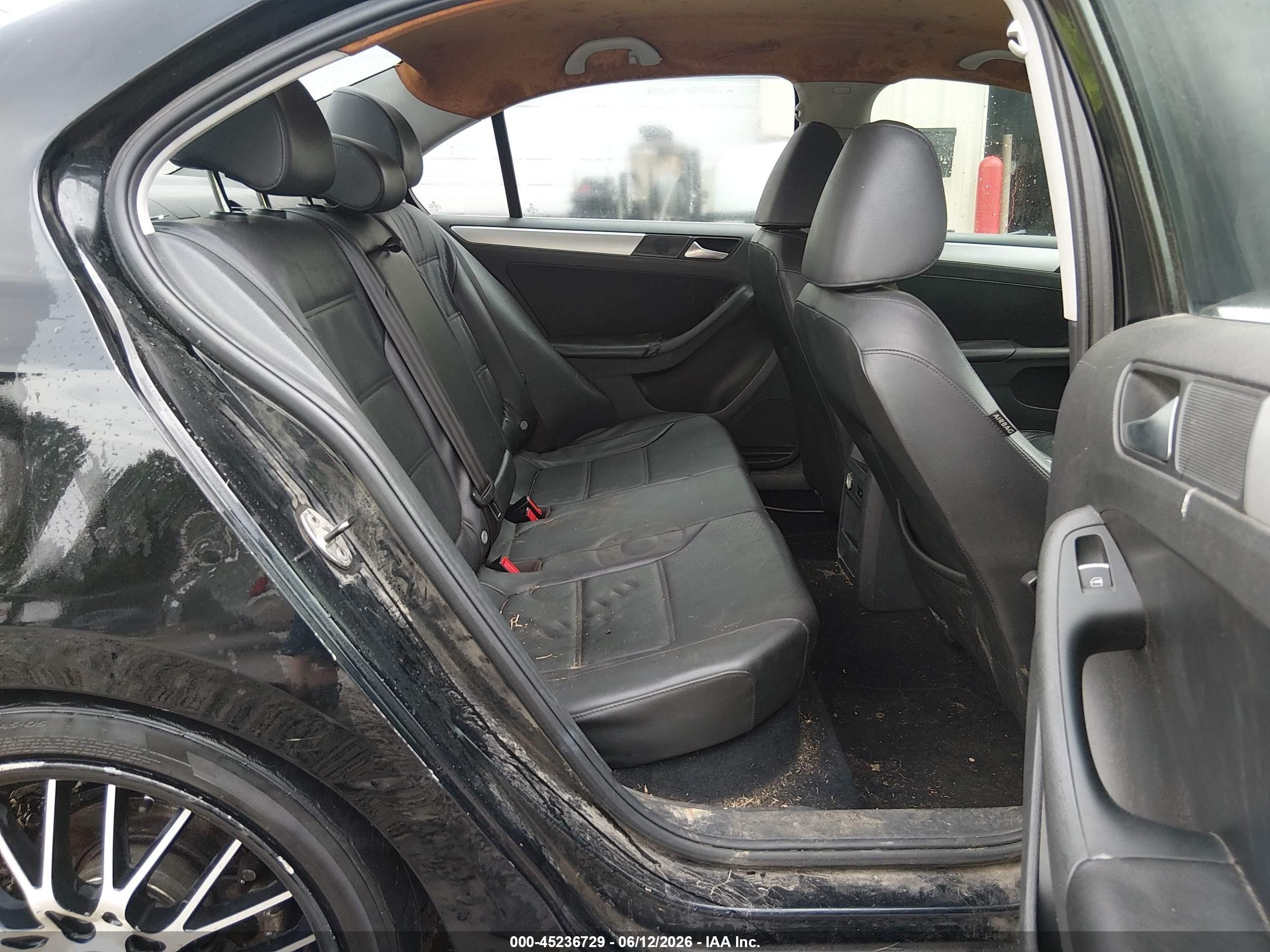 2013 Volkswagen Jetta 2.5l Se Black vin: 3VWDP7AJ4DM361048