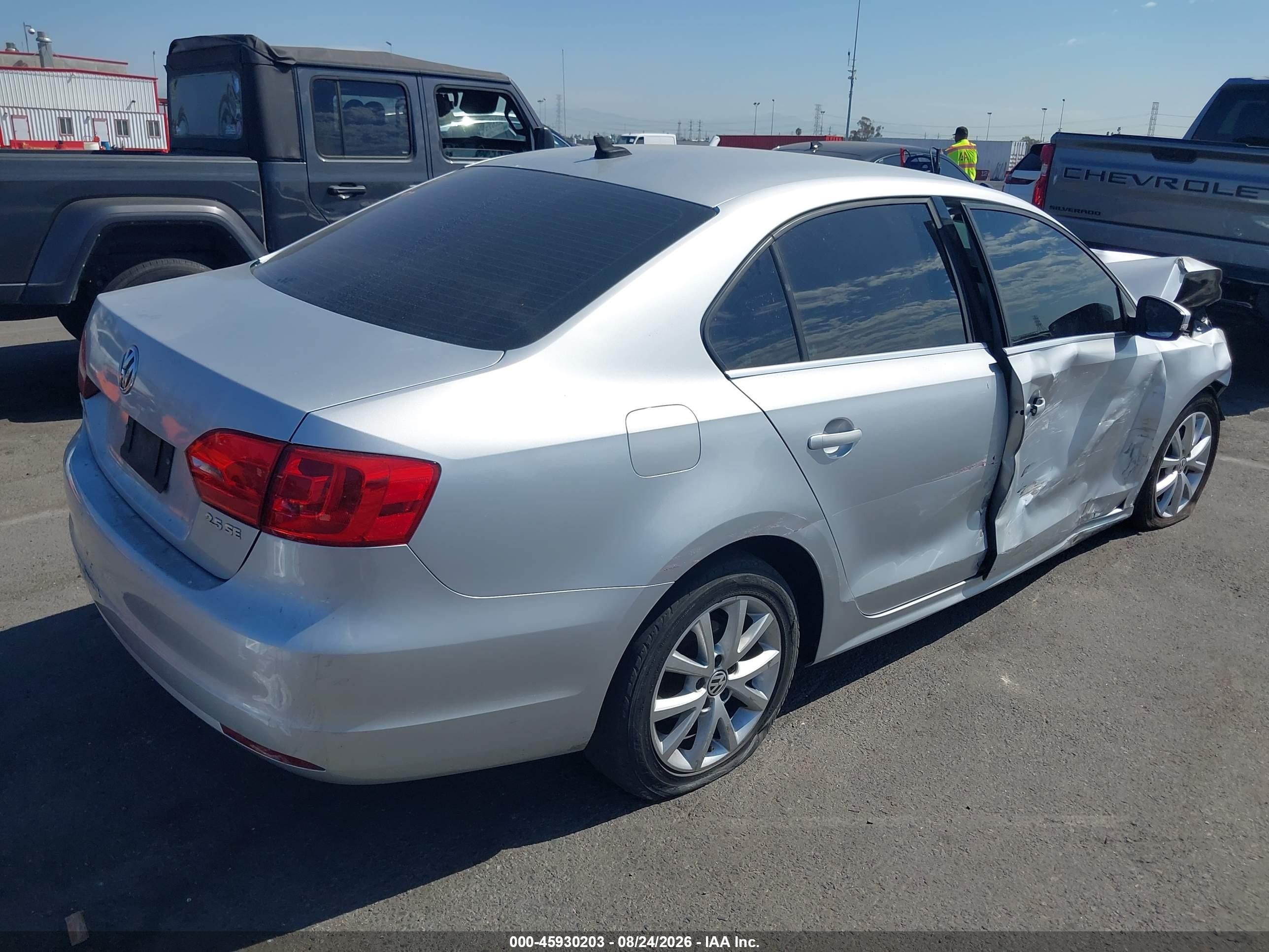 2013 Volkswagen Jetta 2.5l Se Серебряный vin: 3VWDP7AJ4DM361440