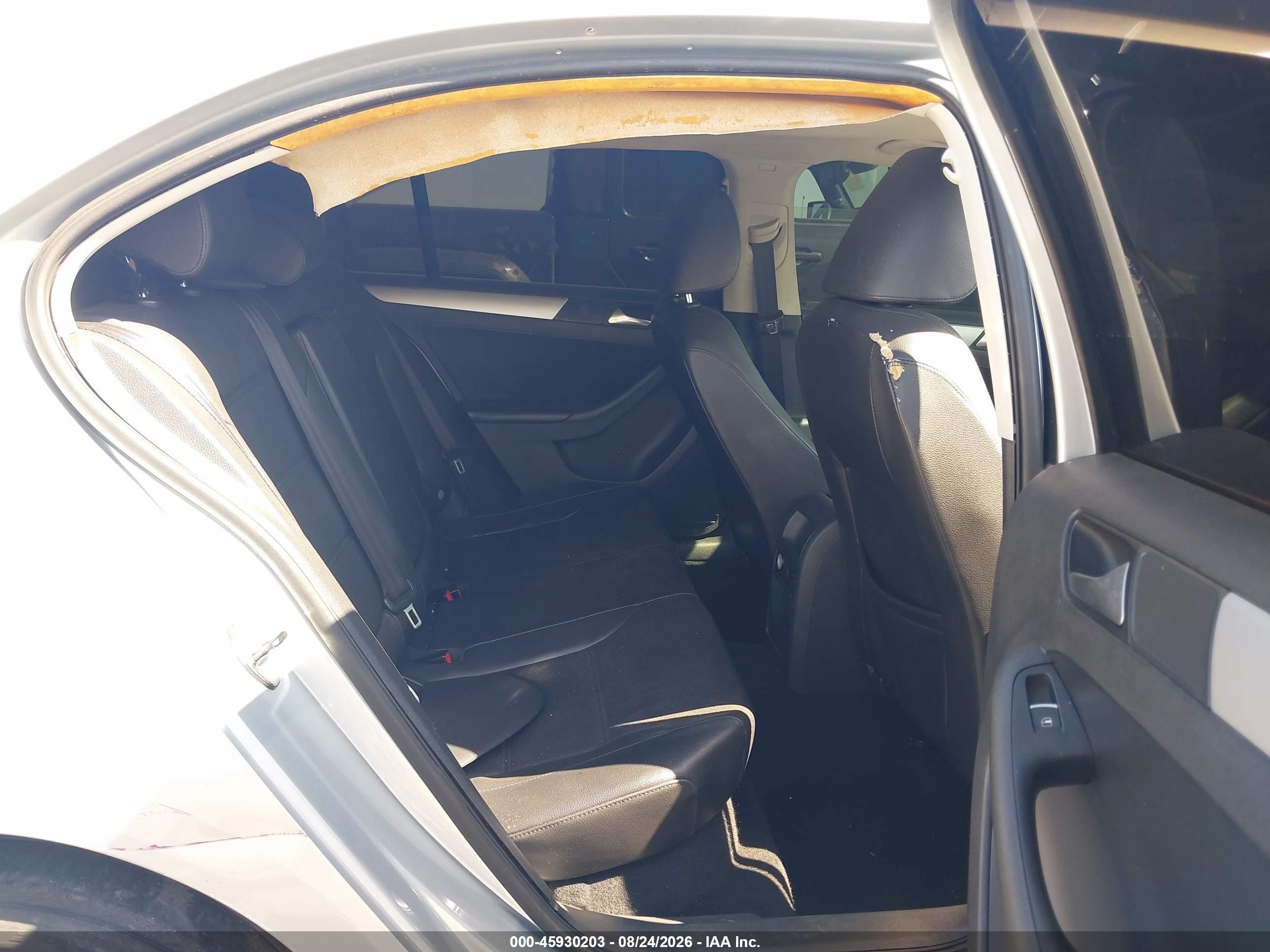 2013 Volkswagen Jetta 2.5l Se Серебряный vin: 3VWDP7AJ4DM361440