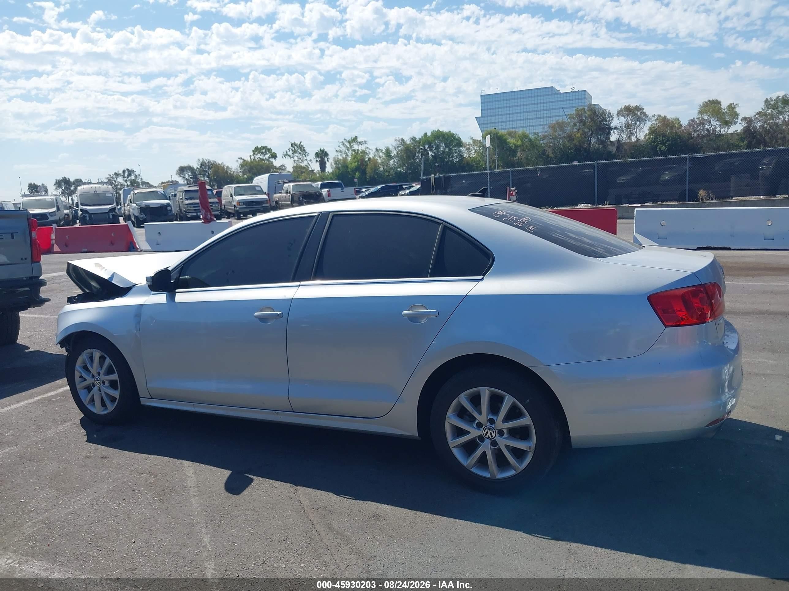 2013 Volkswagen Jetta 2.5l Se Серебряный vin: 3VWDP7AJ4DM361440