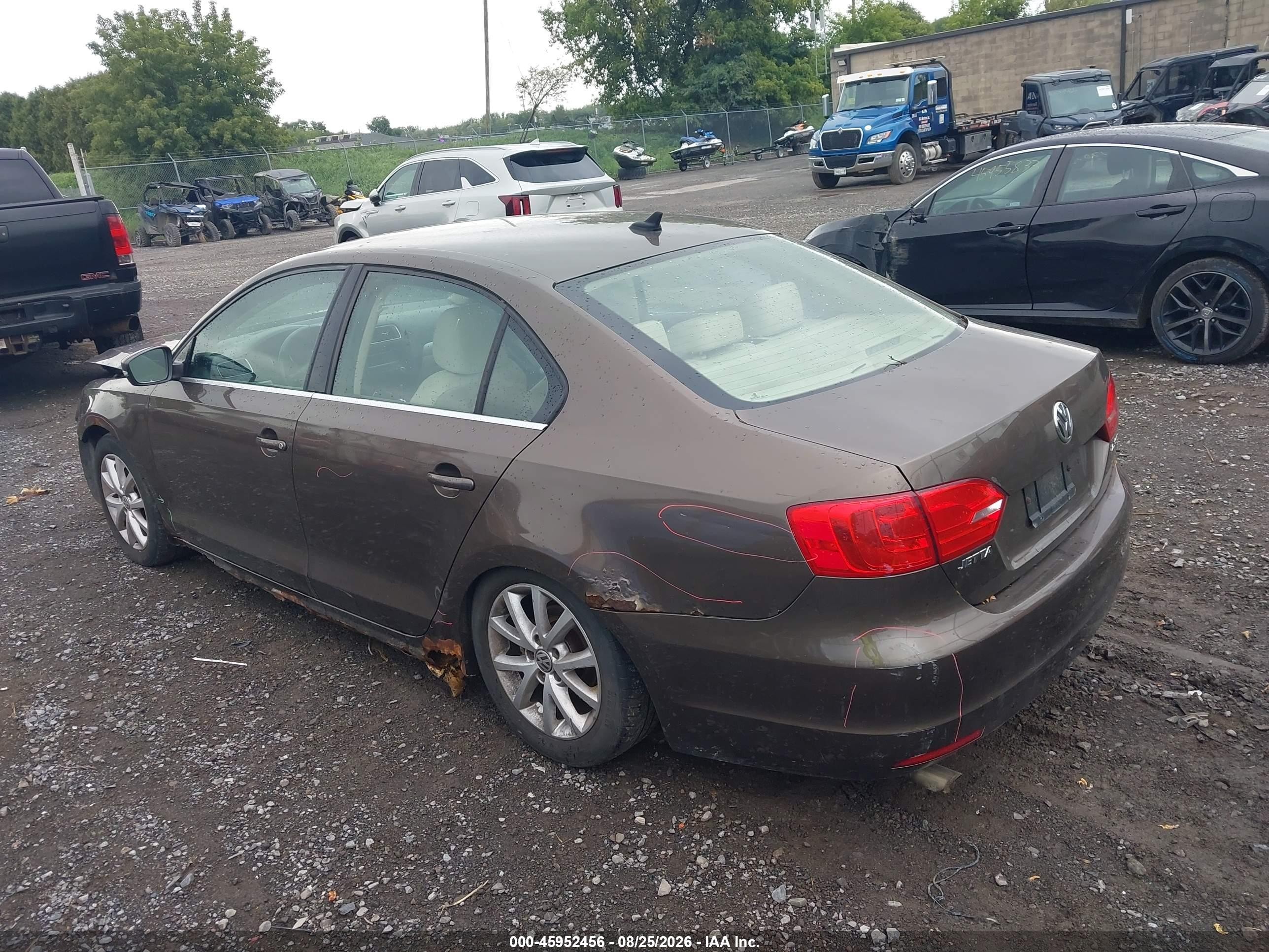 2013 Volkswagen Jetta 2.5l Se Brown vin: 3VWDP7AJ4DM372289