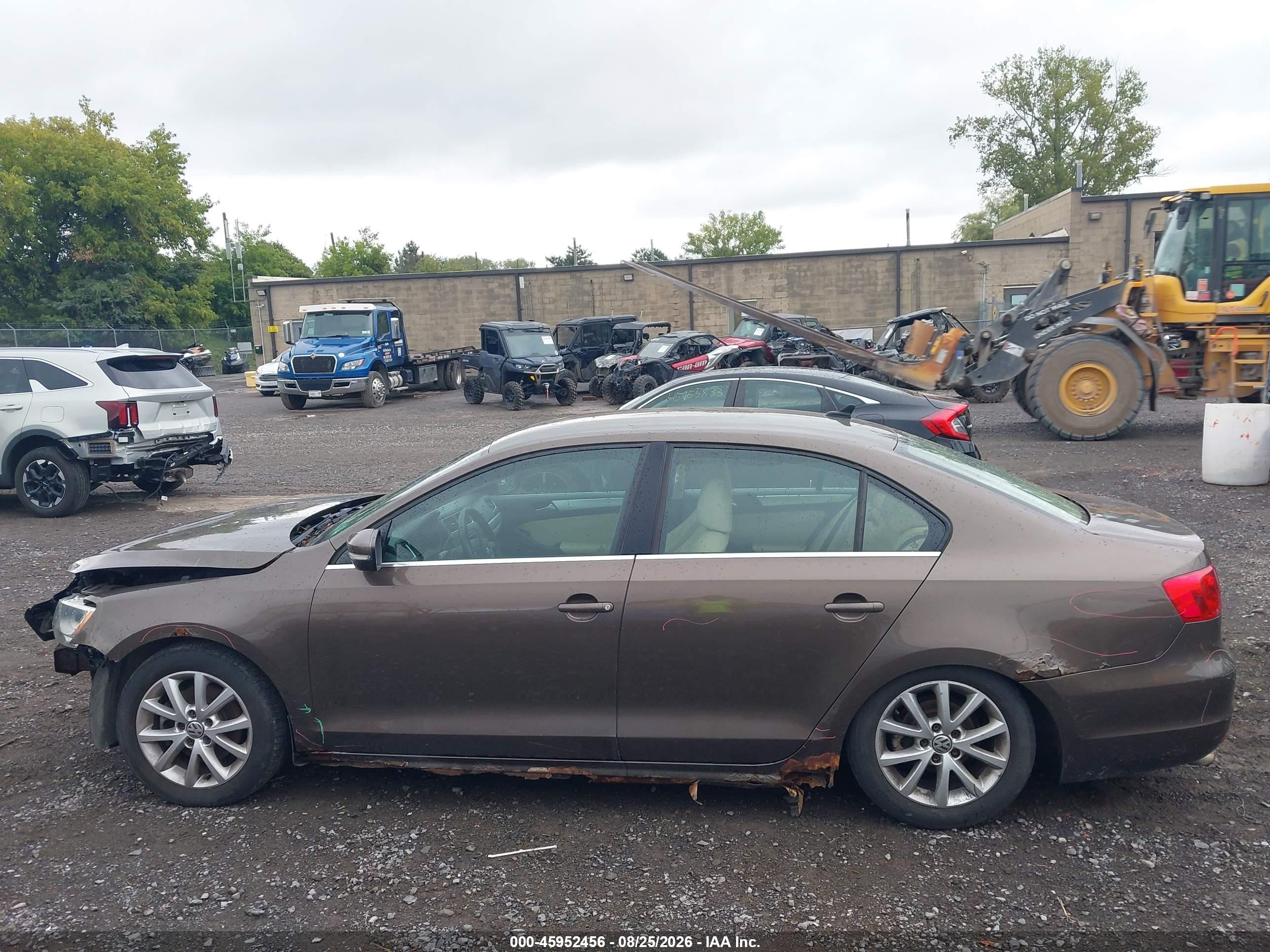 2013 Volkswagen Jetta 2.5l Se Brown vin: 3VWDP7AJ4DM372289