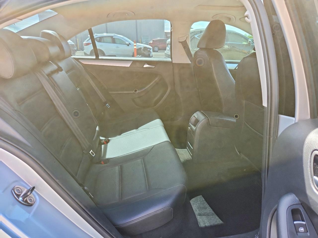 2013 Volkswagen Jetta Se Silver vin: 3VWDP7AJ4DM379758