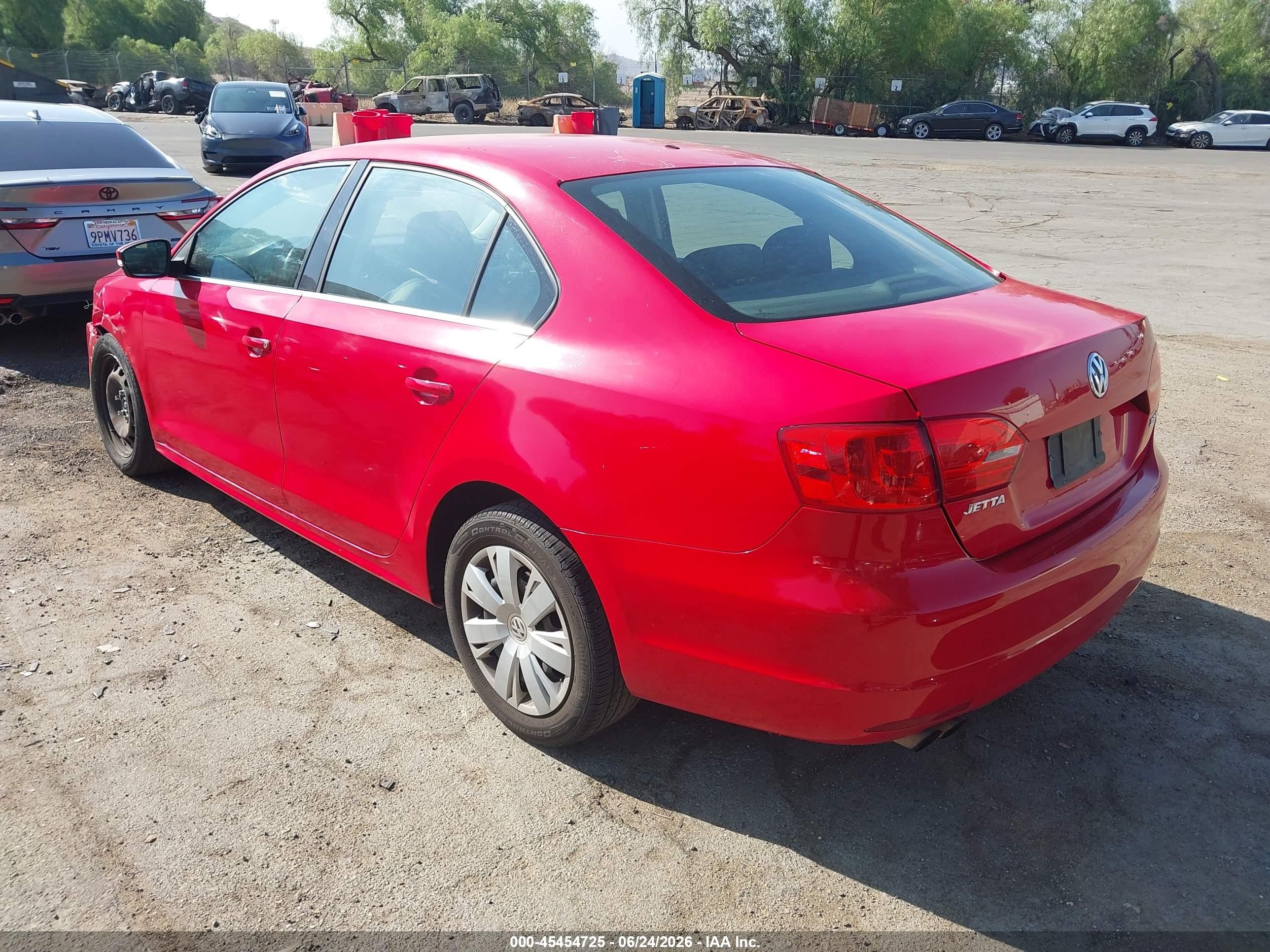 2013 Volkswagen Jetta 2.5l Se Red vin: 3VWDP7AJ4DM395619