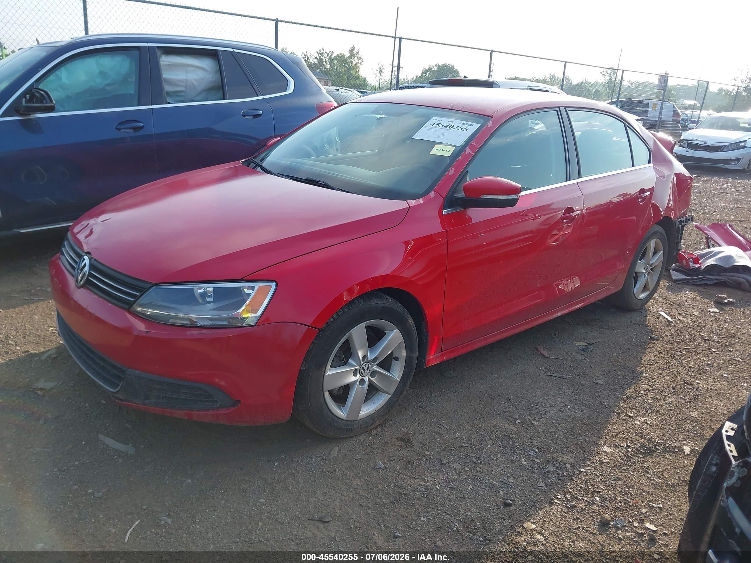 2013 Volkswagen Jetta 2.5l Se Red vin: 3VWDP7AJ4DM407185