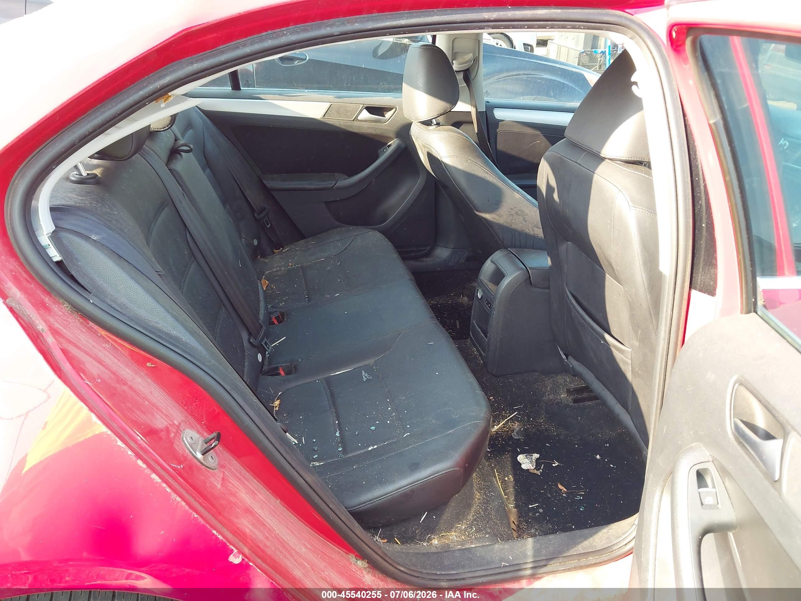 2013 Volkswagen Jetta 2.5l Se Red vin: 3VWDP7AJ4DM407185