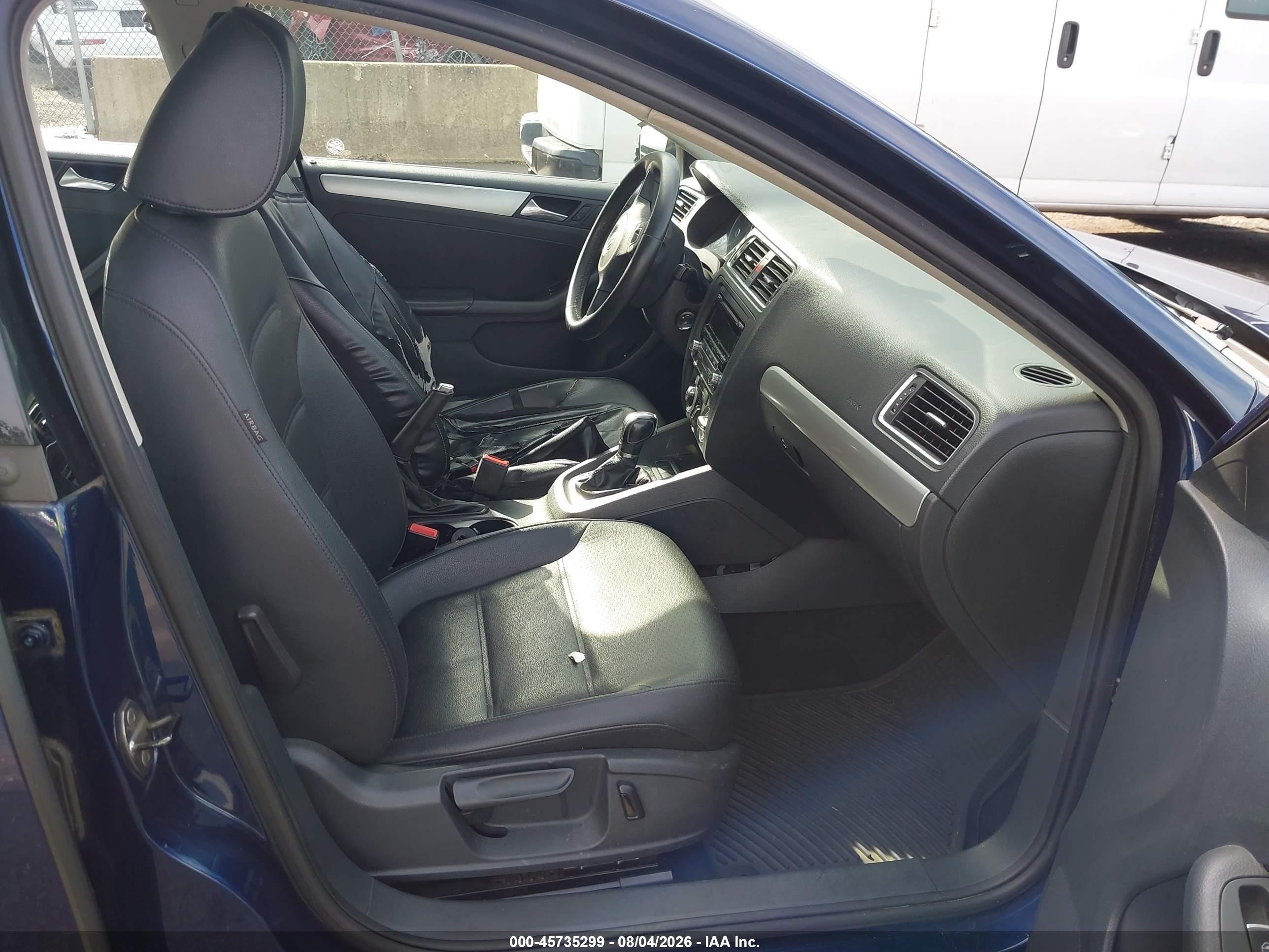 2013 Volkswagen Jetta 2.5l Se Синий vin: 3VWDP7AJ4DM408207