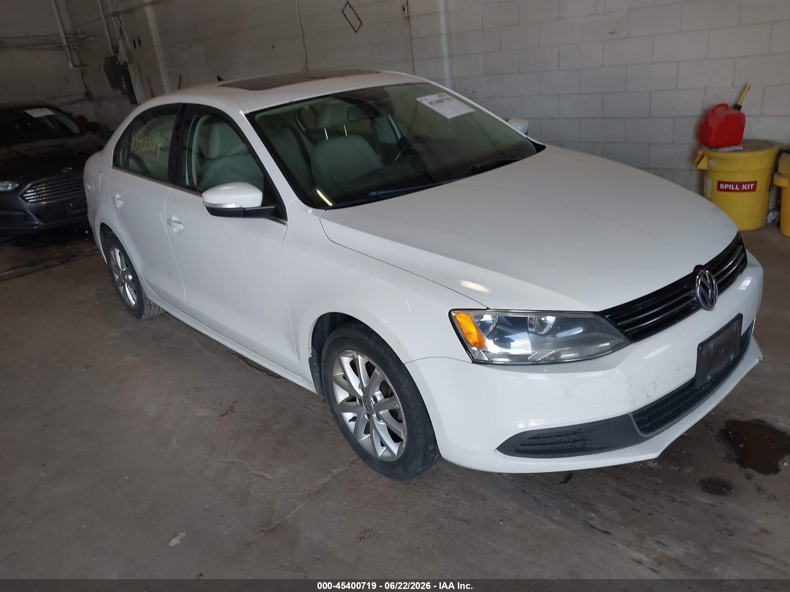 2013 Volkswagen Jetta 2.5l Se White vin: 3VWDP7AJ4DM422236