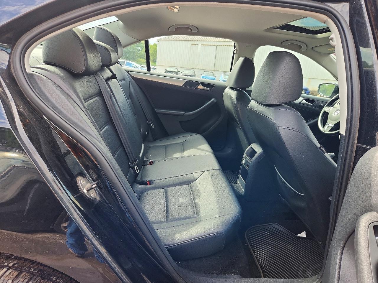 2013 Volkswagen Jetta Se Black vin: 3VWDP7AJ4DM428764
