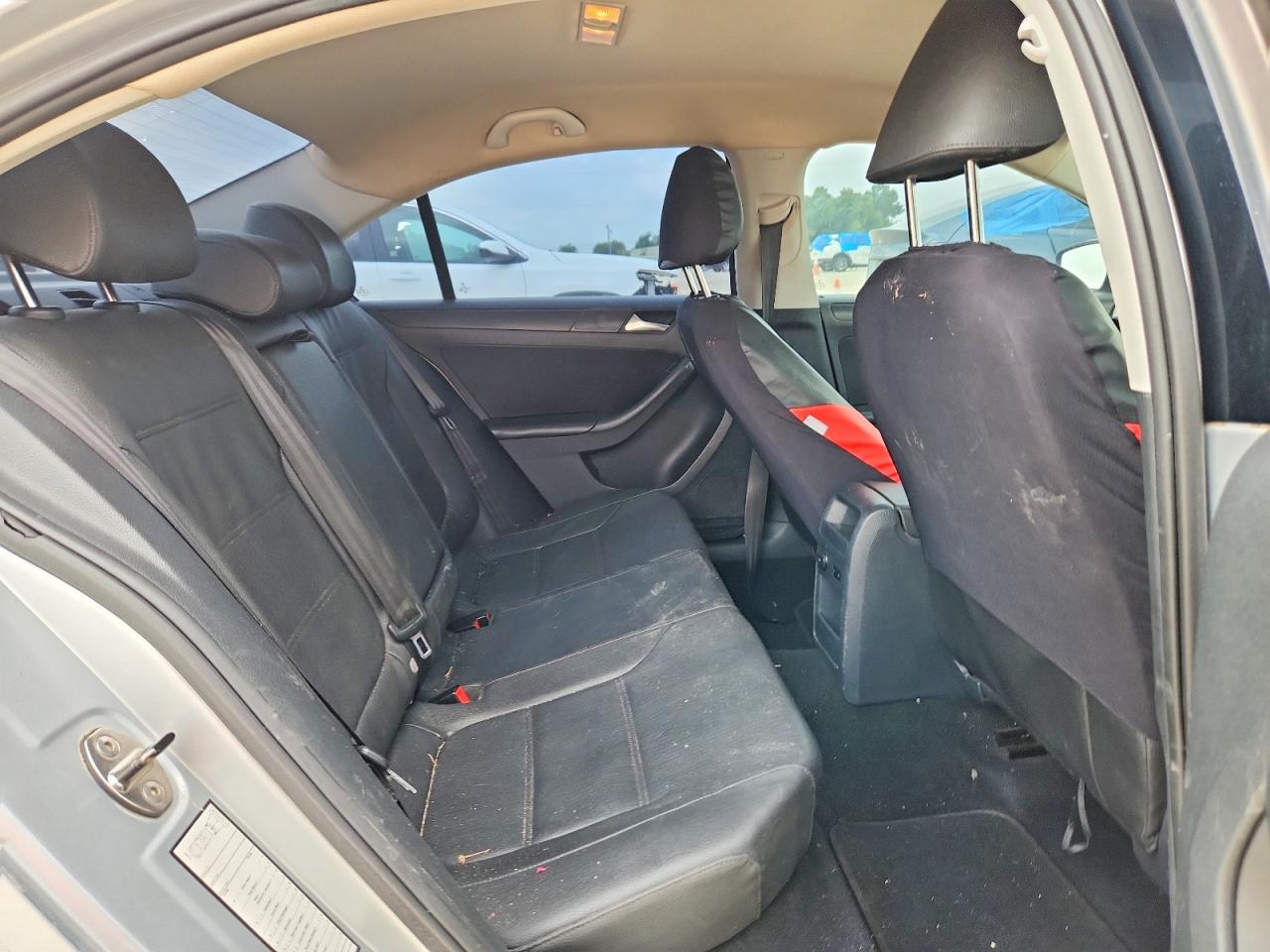 2012 Volkswagen Jetta Se Silver vin: 3VWDP7AJ5CM112708