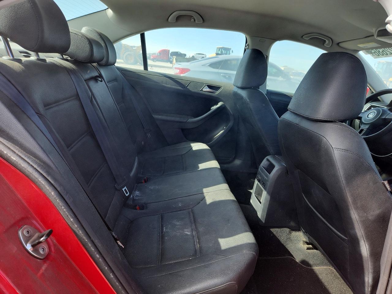 2012 Volkswagen Jetta Se Red vin: 3VWDP7AJ5CM115978