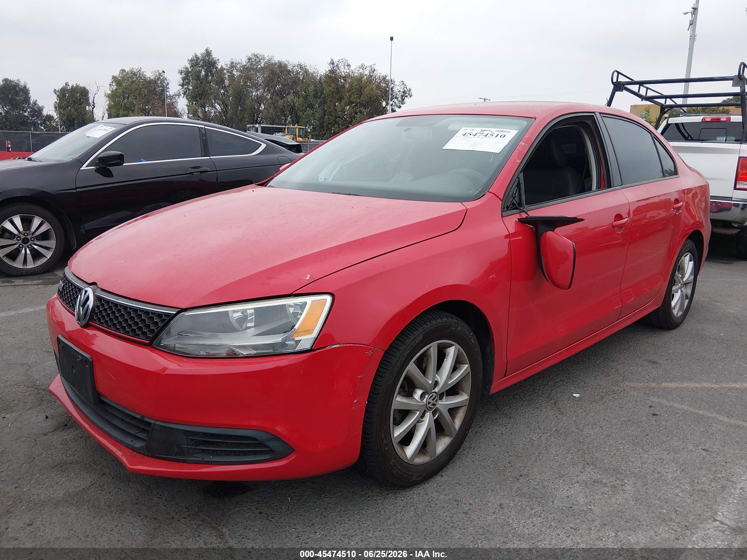 2012 Volkswagen Jetta 2.5l Se Красный vin: 3VWDP7AJ5CM317428