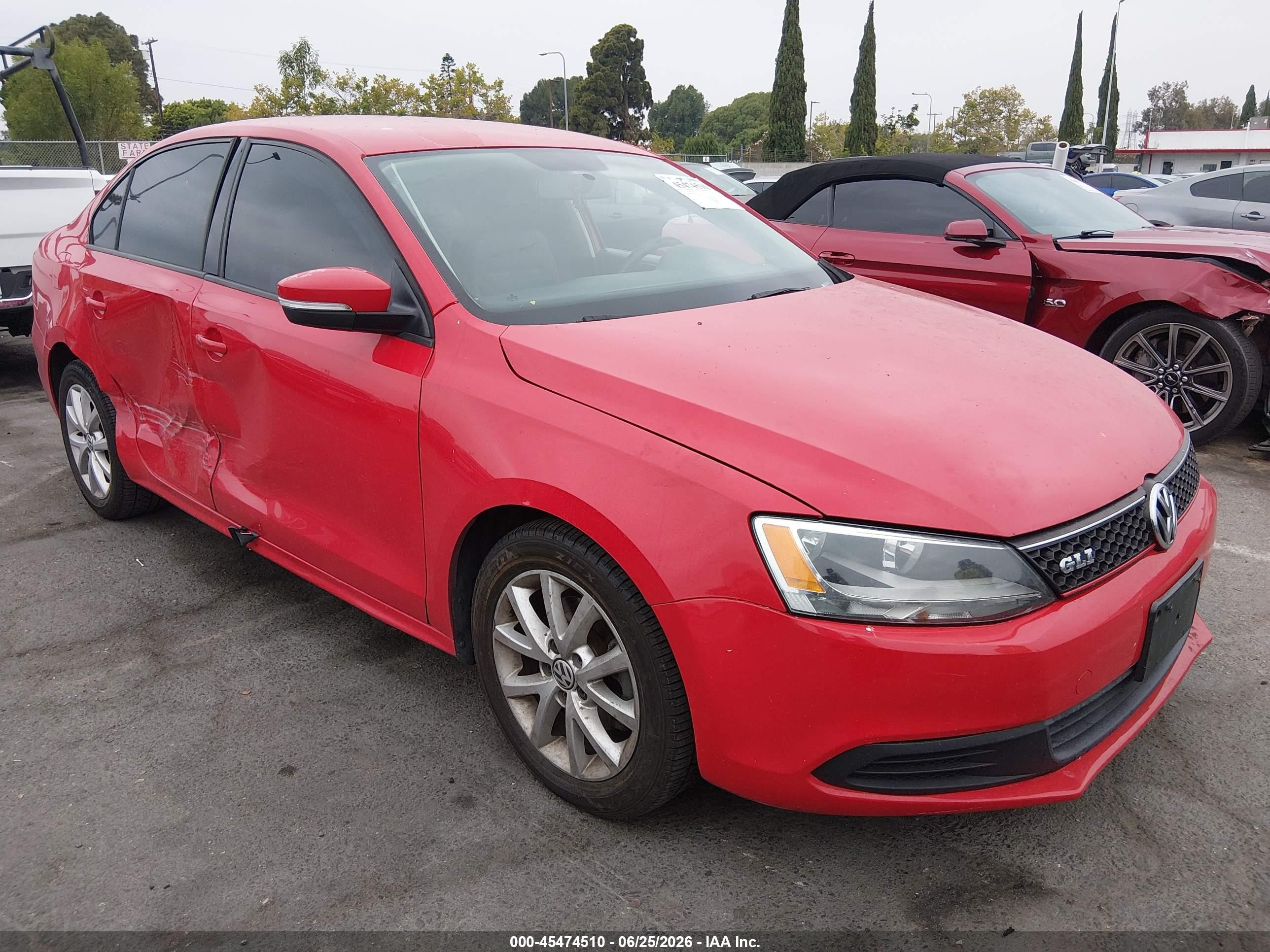 2012 Volkswagen Jetta 2.5l Se Красный vin: 3VWDP7AJ5CM317428