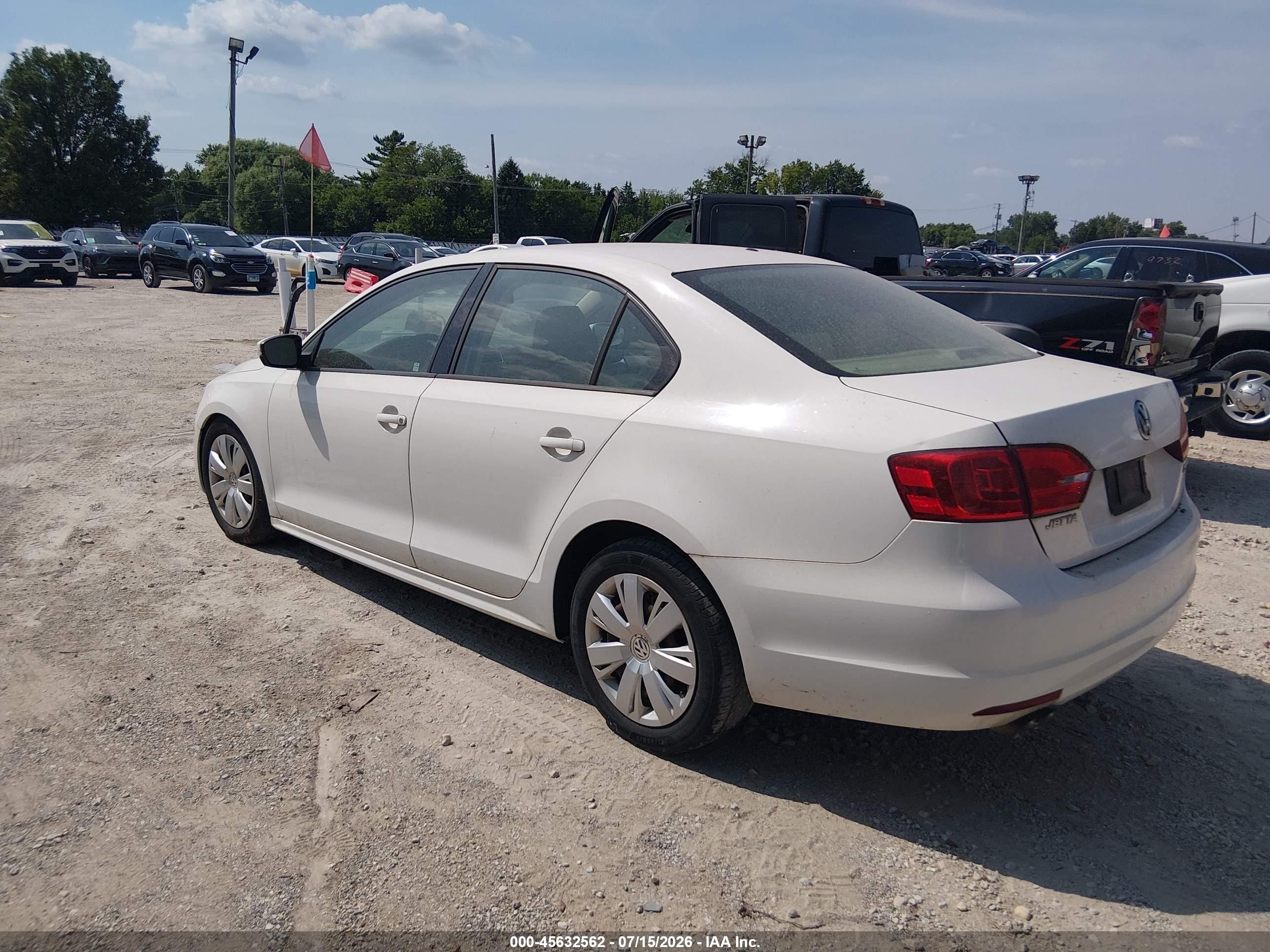 2012 Volkswagen Jetta 2.5l Se Белый vin: 3VWDP7AJ5CM411891