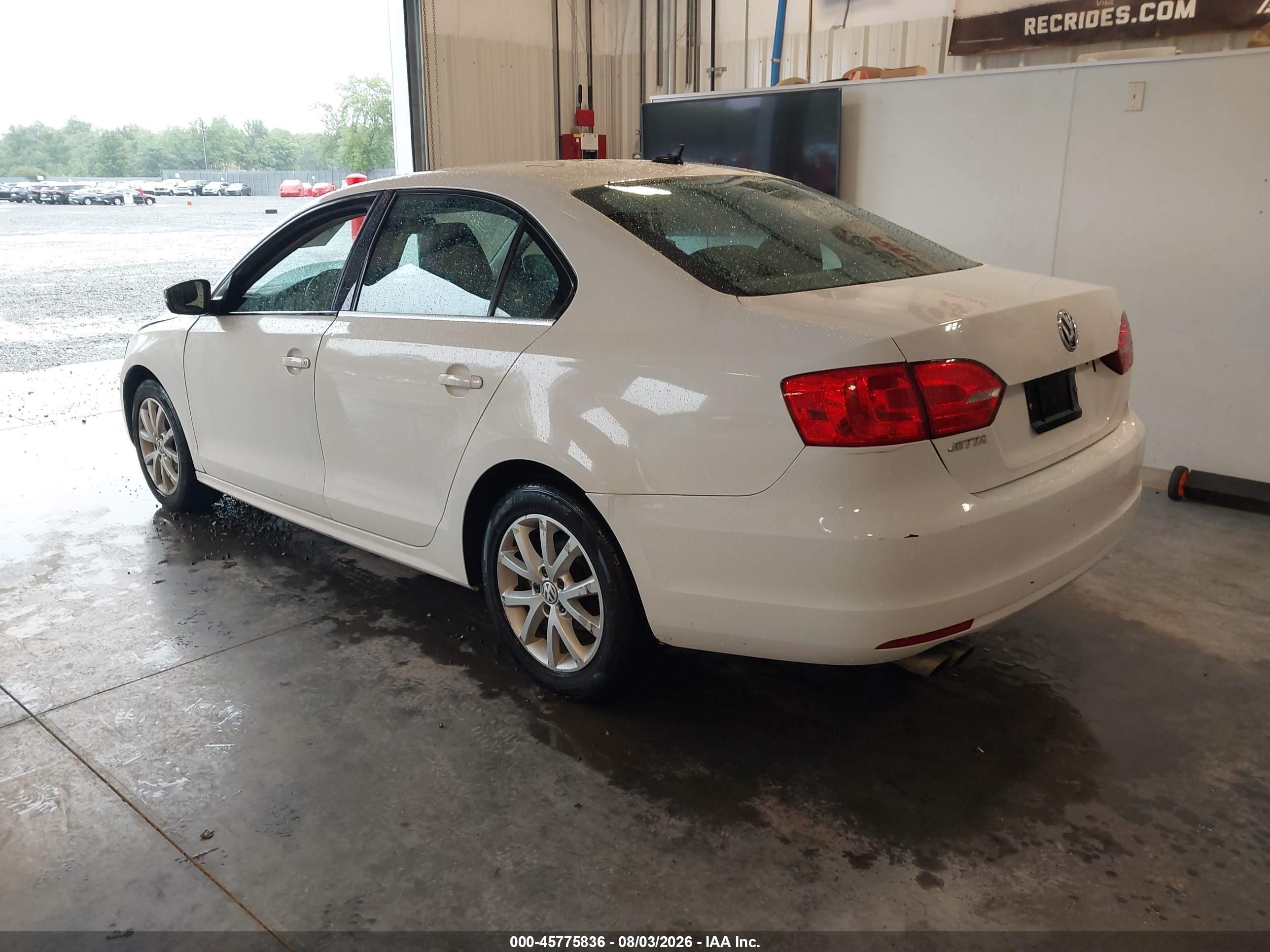 2013 Volkswagen Jetta 2.5l Se White vin: 3VWDP7AJ5DM218920