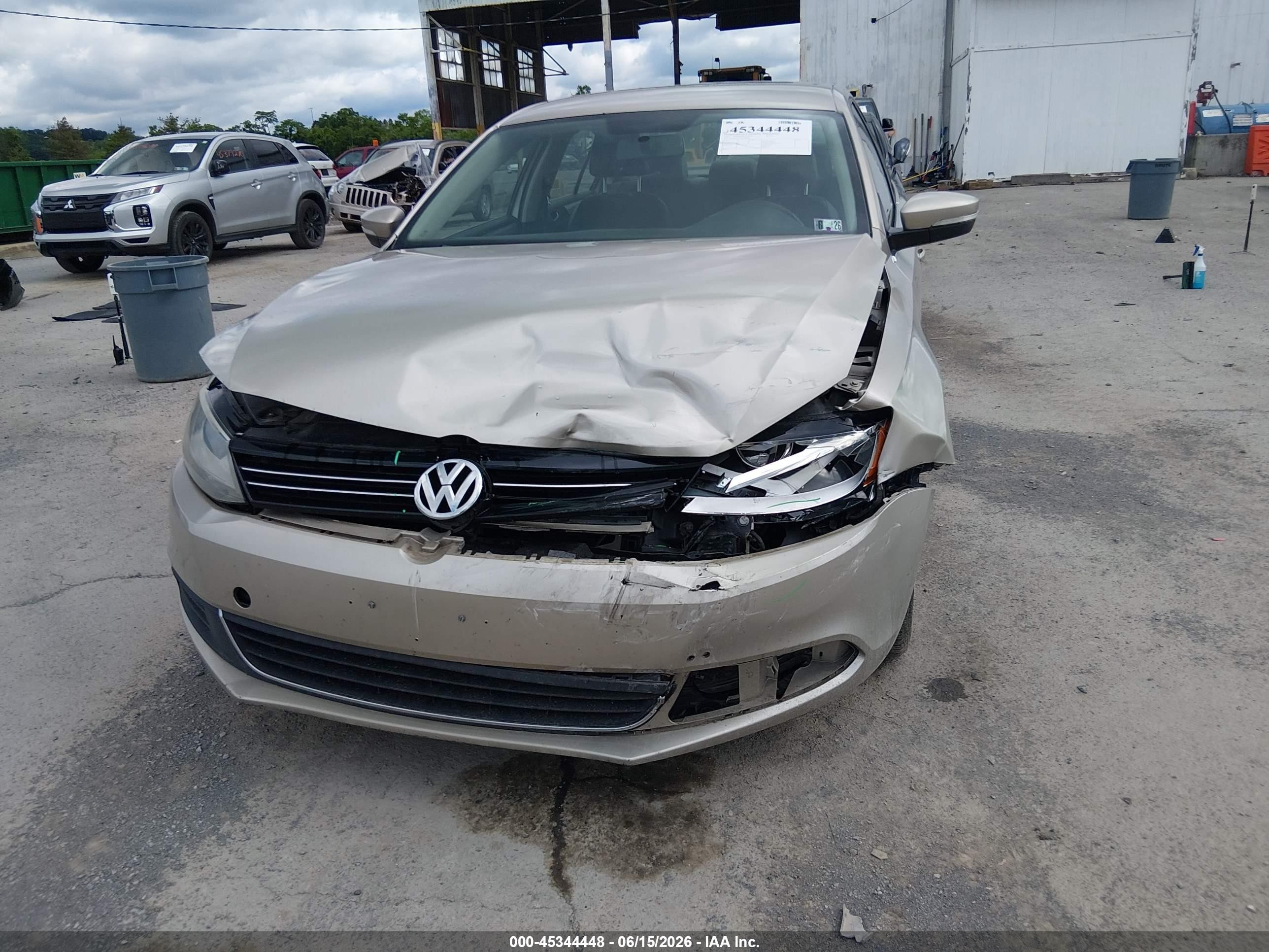 2013 Volkswagen Jetta 2.5l Se Gold vin: 3VWDP7AJ5DM266028