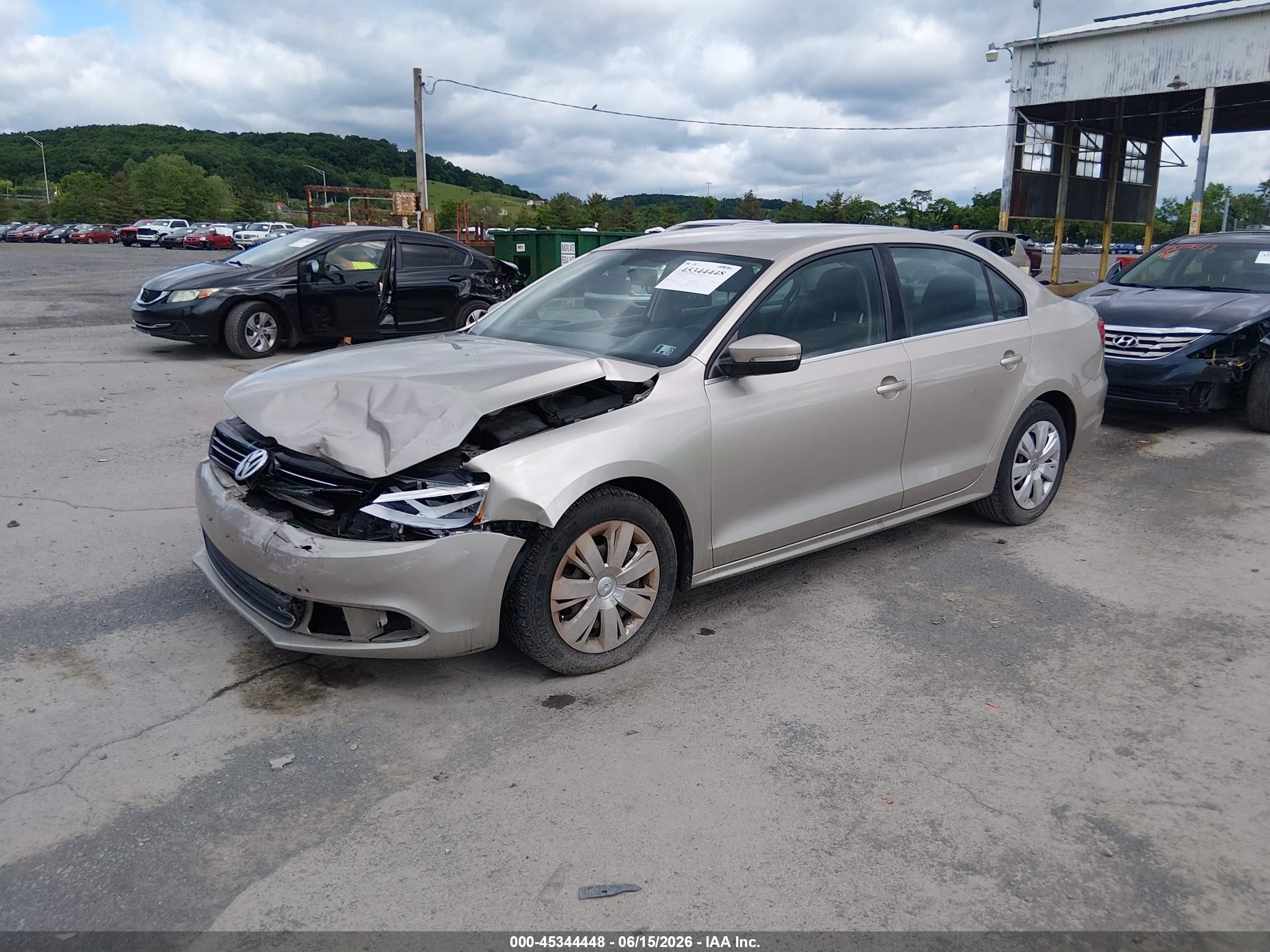 2013 Volkswagen Jetta 2.5l Se Gold vin: 3VWDP7AJ5DM266028