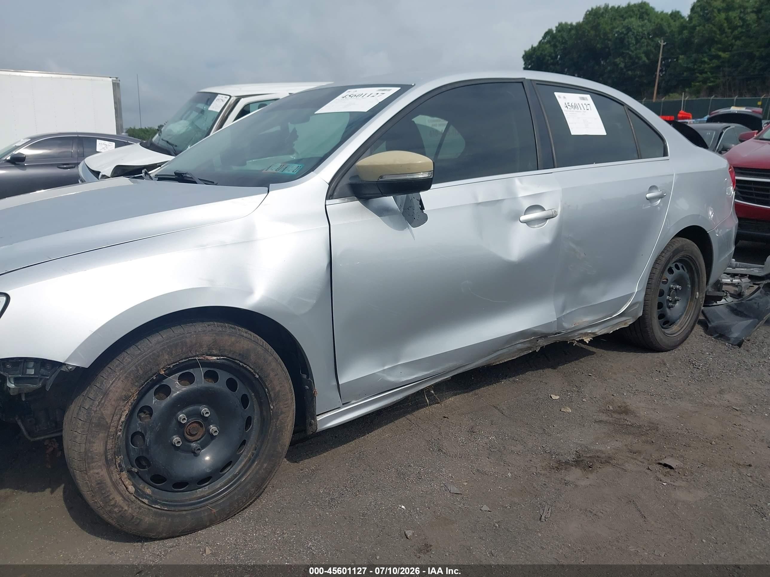 2013 Volkswagen Jetta 2.5l Se Серебряный vin: 3VWDP7AJ5DM291558