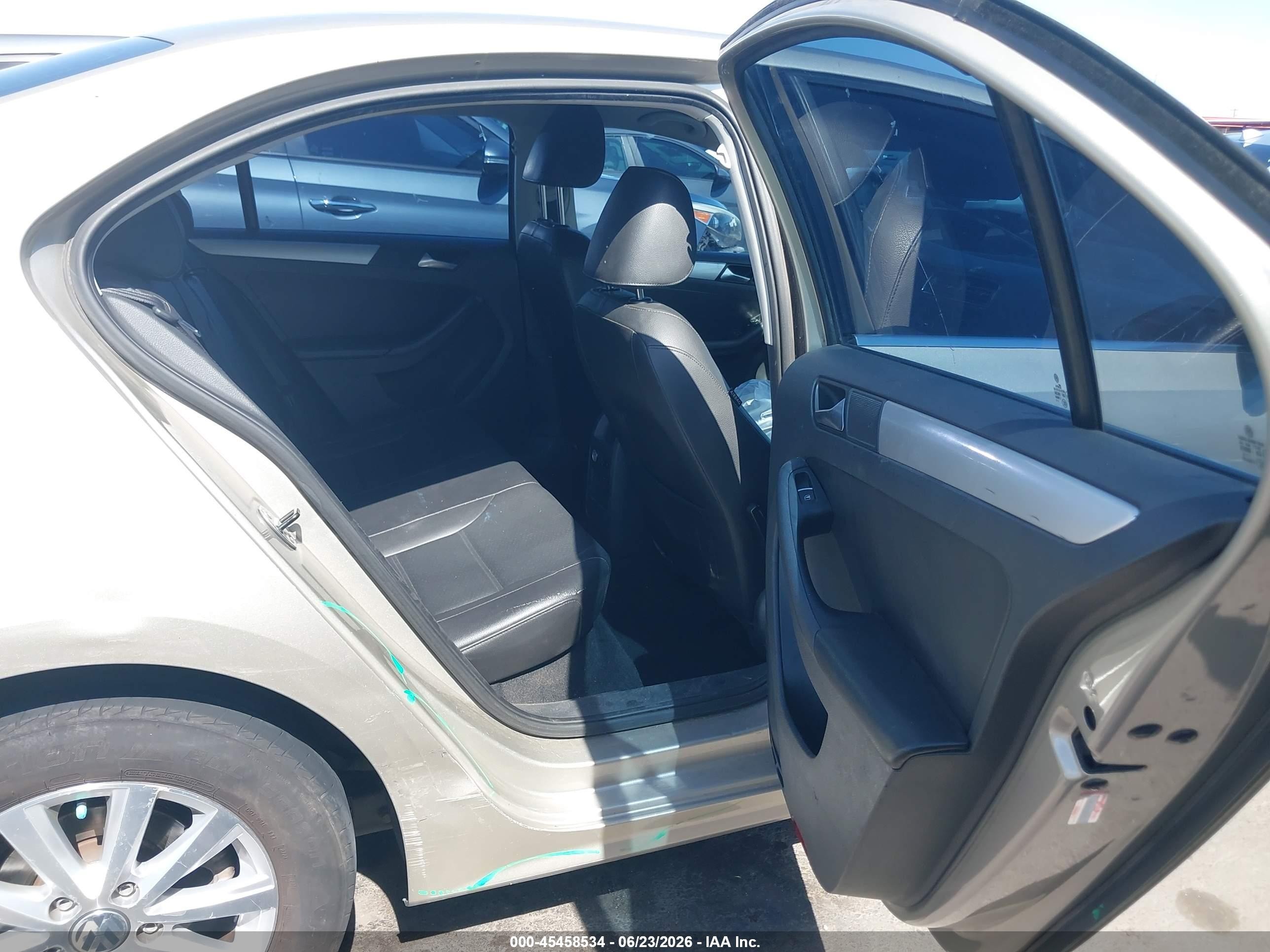 2013 Volkswagen Jetta 2.5l Se Champagne vin: 3VWDP7AJ5DM291835