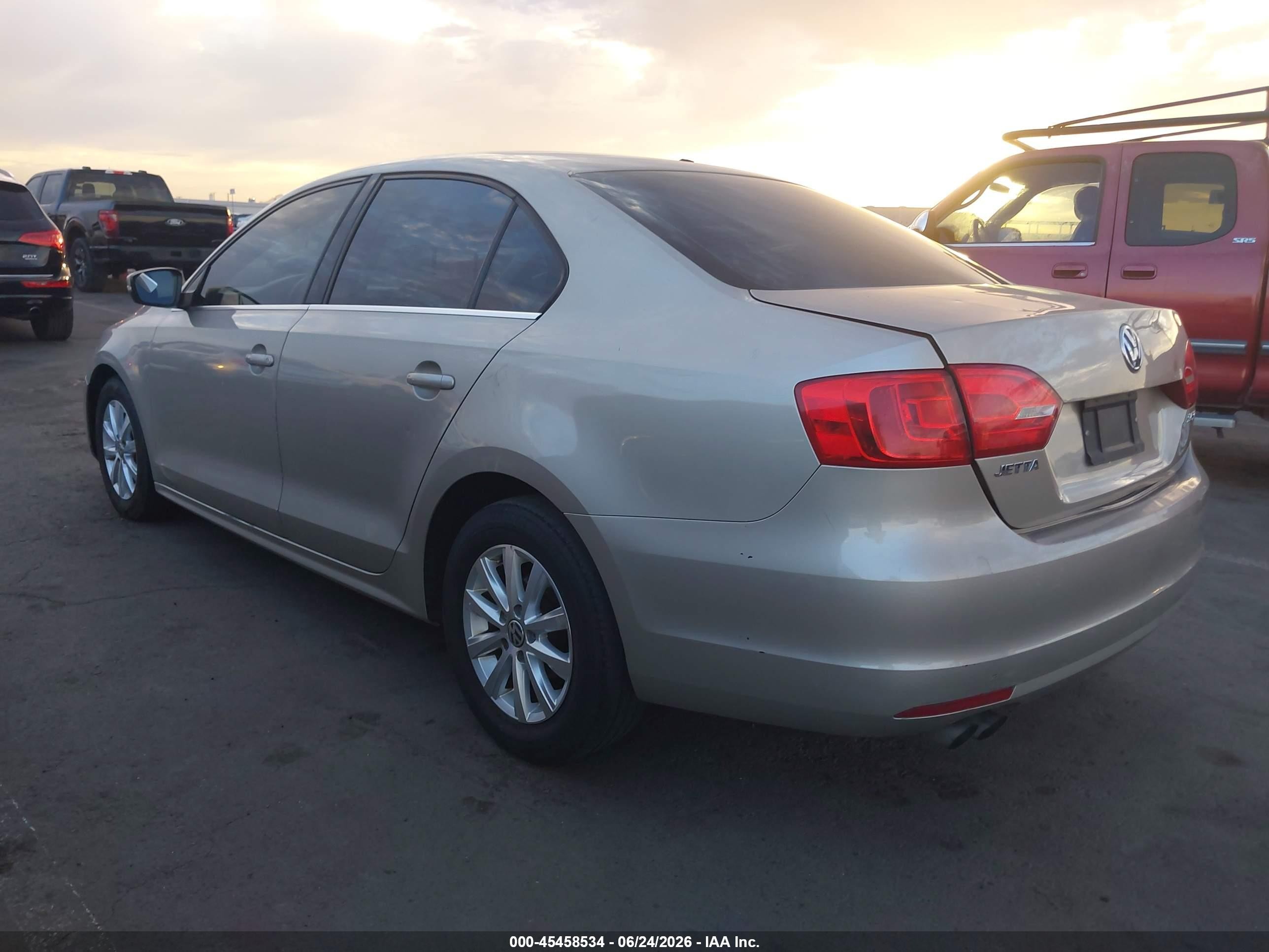 2013 Volkswagen Jetta 2.5l Se Champagne vin: 3VWDP7AJ5DM291835
