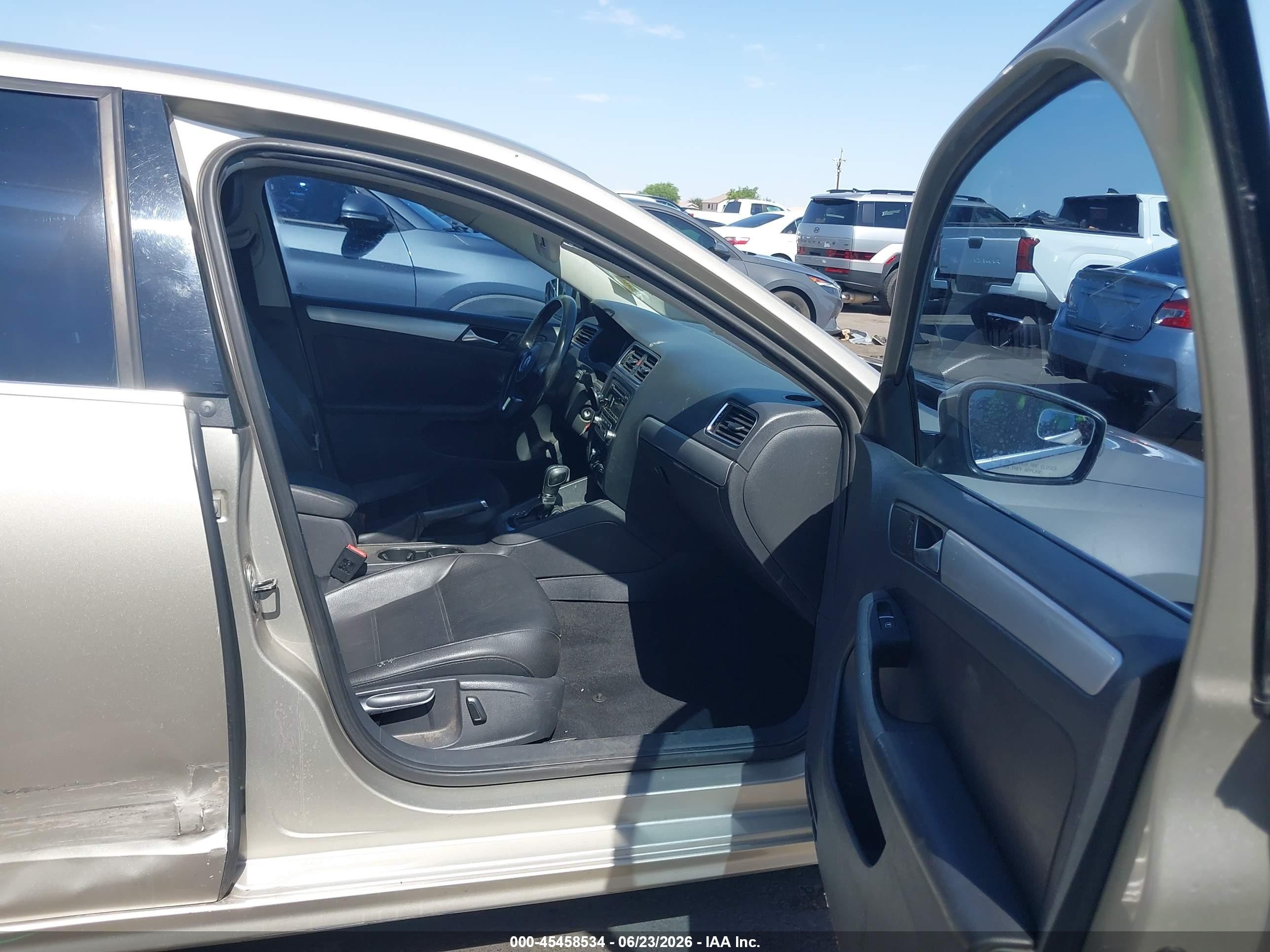 2013 Volkswagen Jetta 2.5l Se Champagne vin: 3VWDP7AJ5DM291835