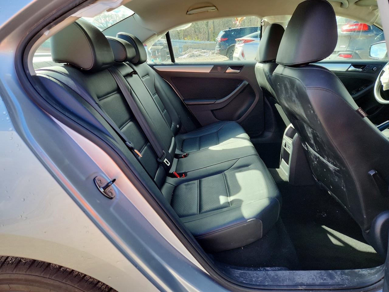 2013 Volkswagen Jetta Se Silver vin: 3VWDP7AJ5DM298526