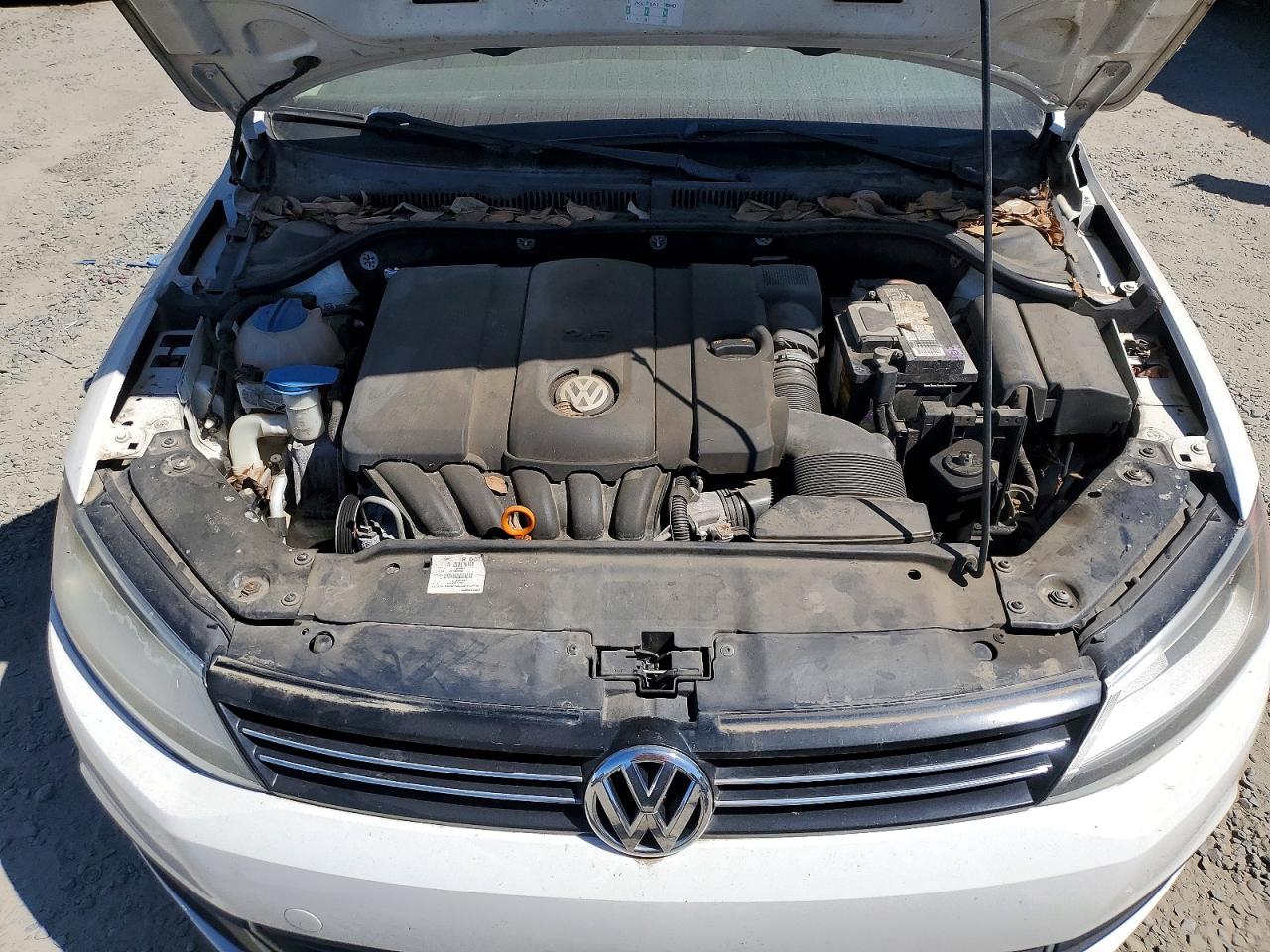 2013 Volkswagen Jetta Se White vin: 3VWDP7AJ5DM365772