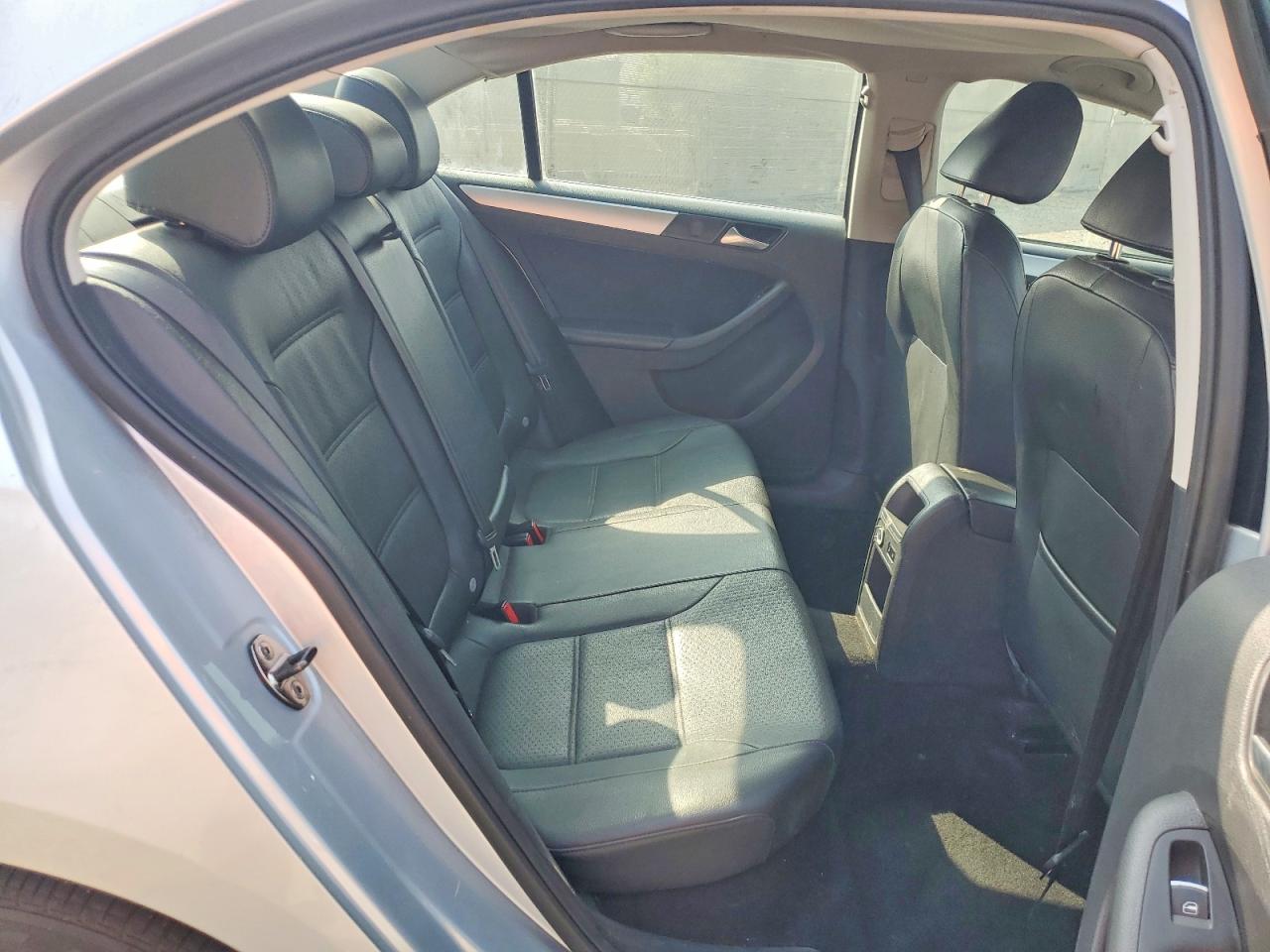 2013 Volkswagen Jetta Se Серебряный vin: 3VWDP7AJ5DM391577