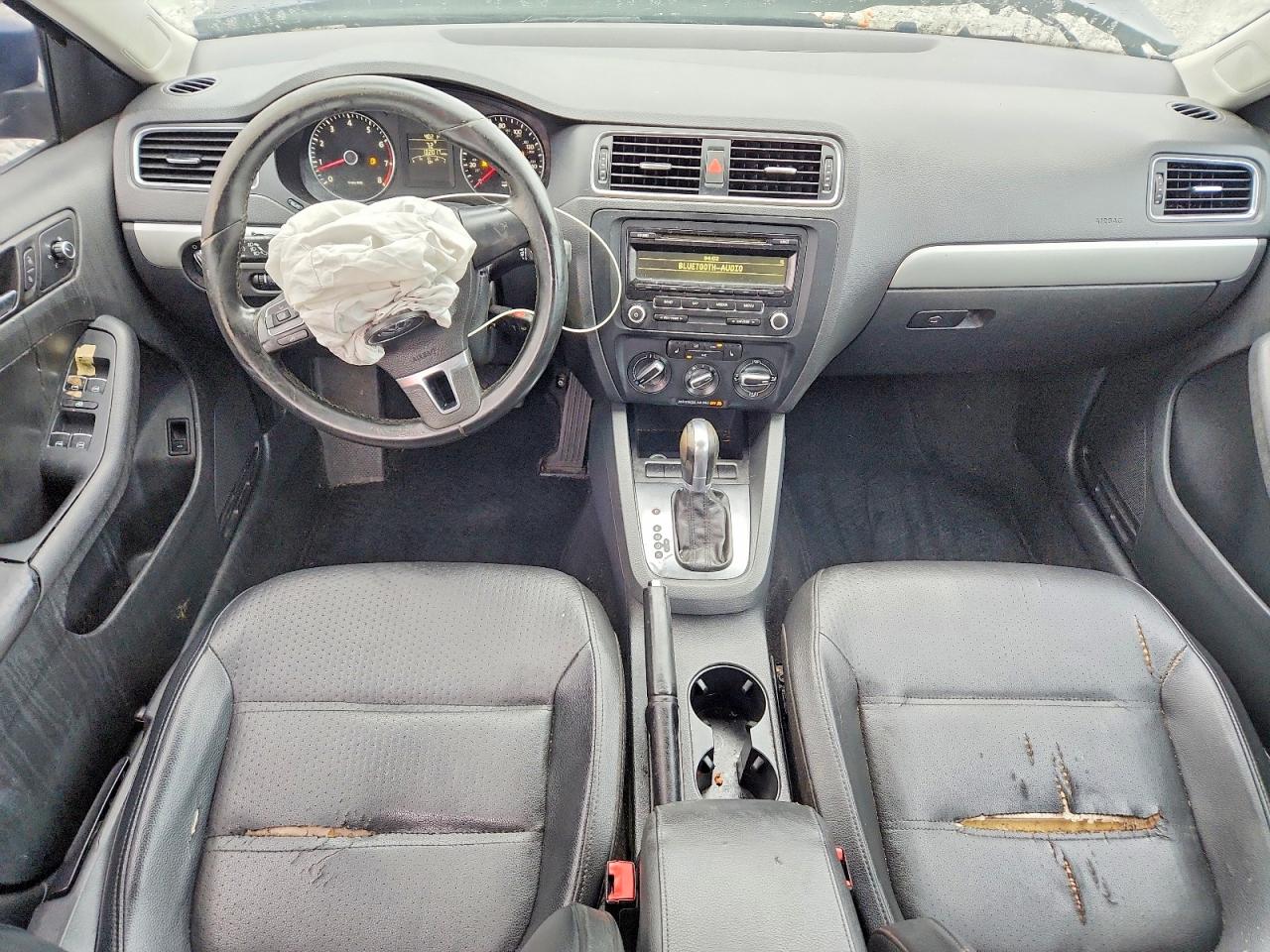 2013 Volkswagen Jetta Se Blue vin: 3VWDP7AJ5DM399744