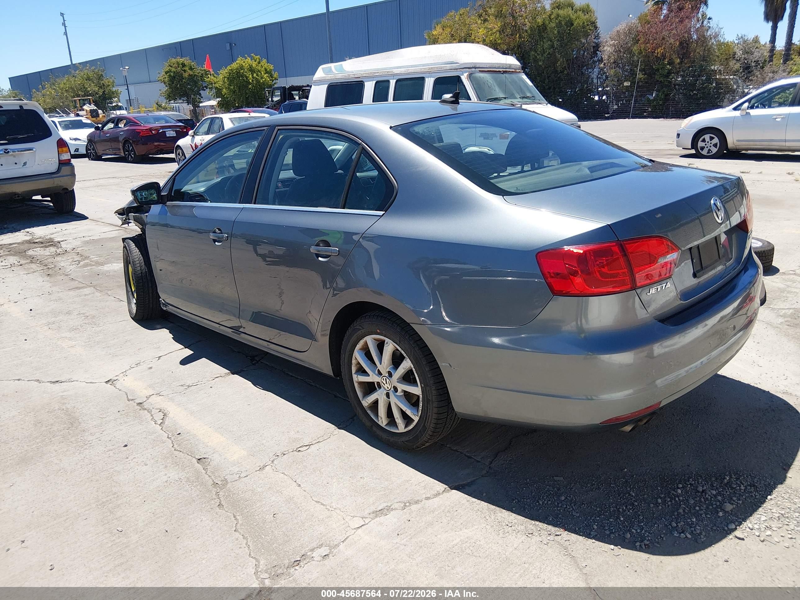 2013 Volkswagen Jetta 2.5l Se Gray vin: 3VWDP7AJ5DM426392