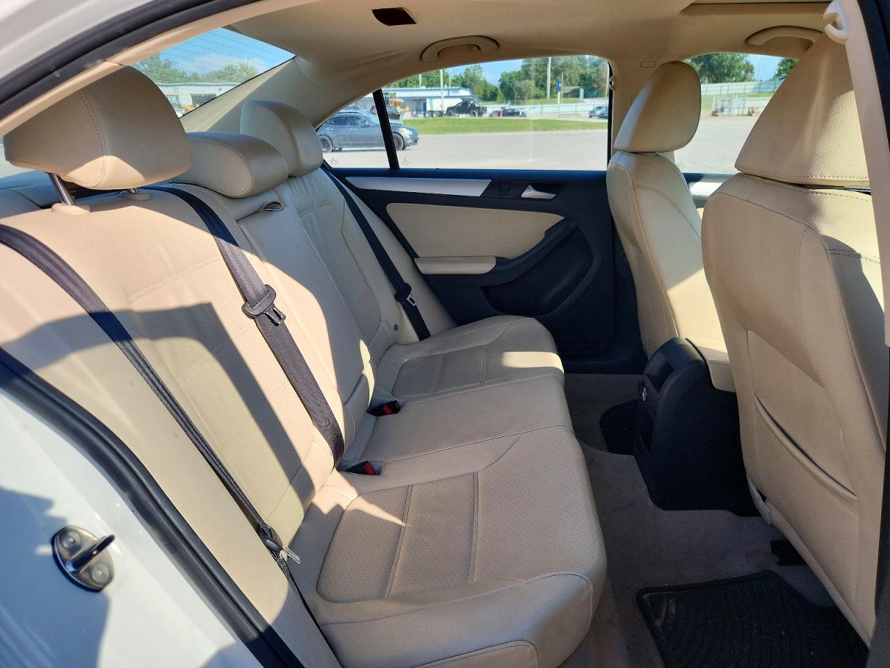 2013 Volkswagen Jetta Se Белый vin: 3VWDP7AJ5DM449512