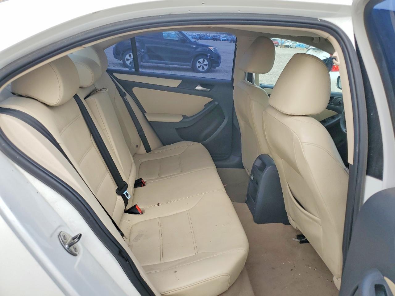 2012 Volkswagen Jetta Se White vin: 3VWDP7AJ6CM121398