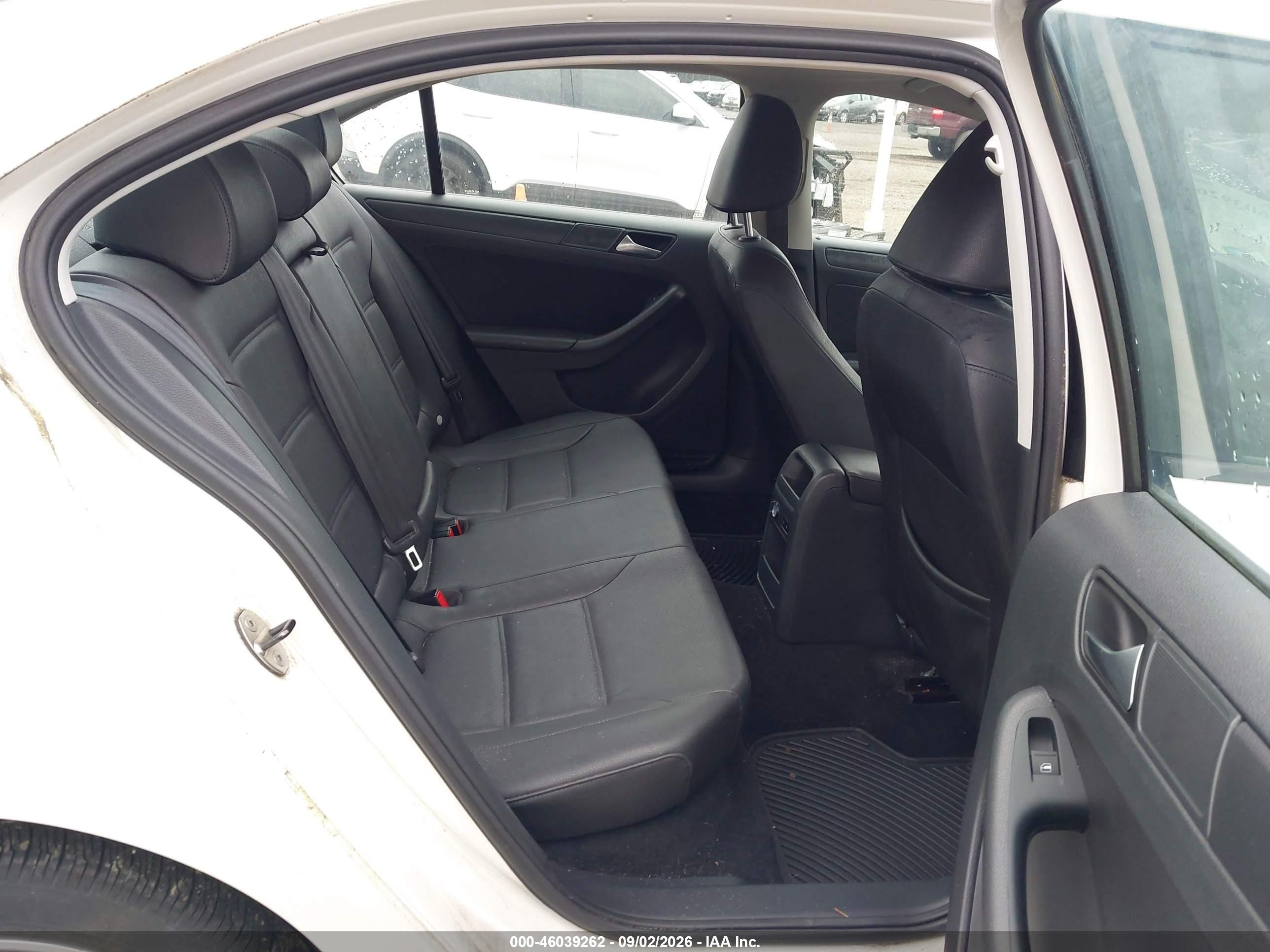 2012 Volkswagen Jetta 2.5l Se White vin: 3VWDP7AJ6CM368484