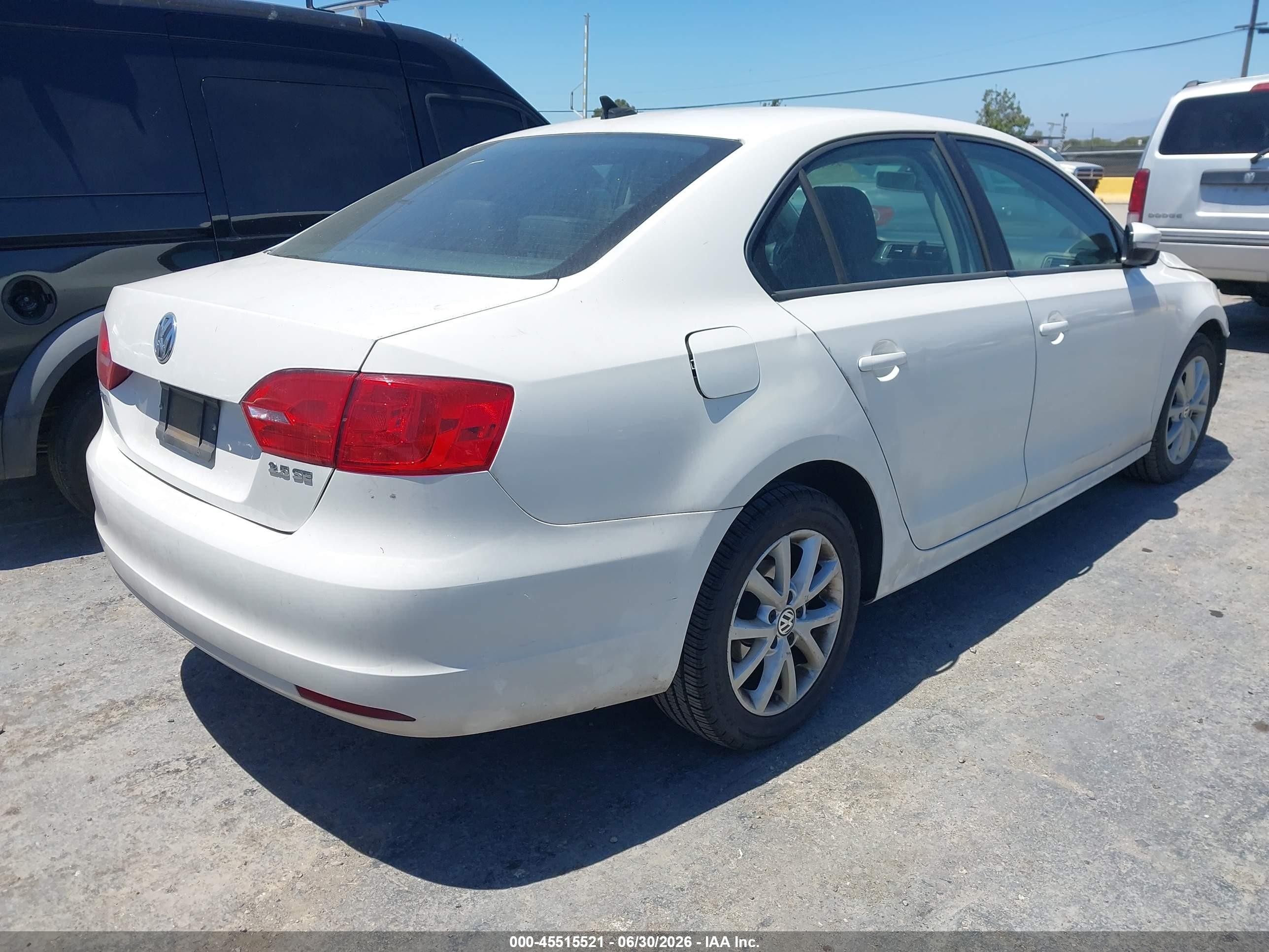 2012 Volkswagen Jetta 2.5l Se White vin: 3VWDP7AJ6CM417862