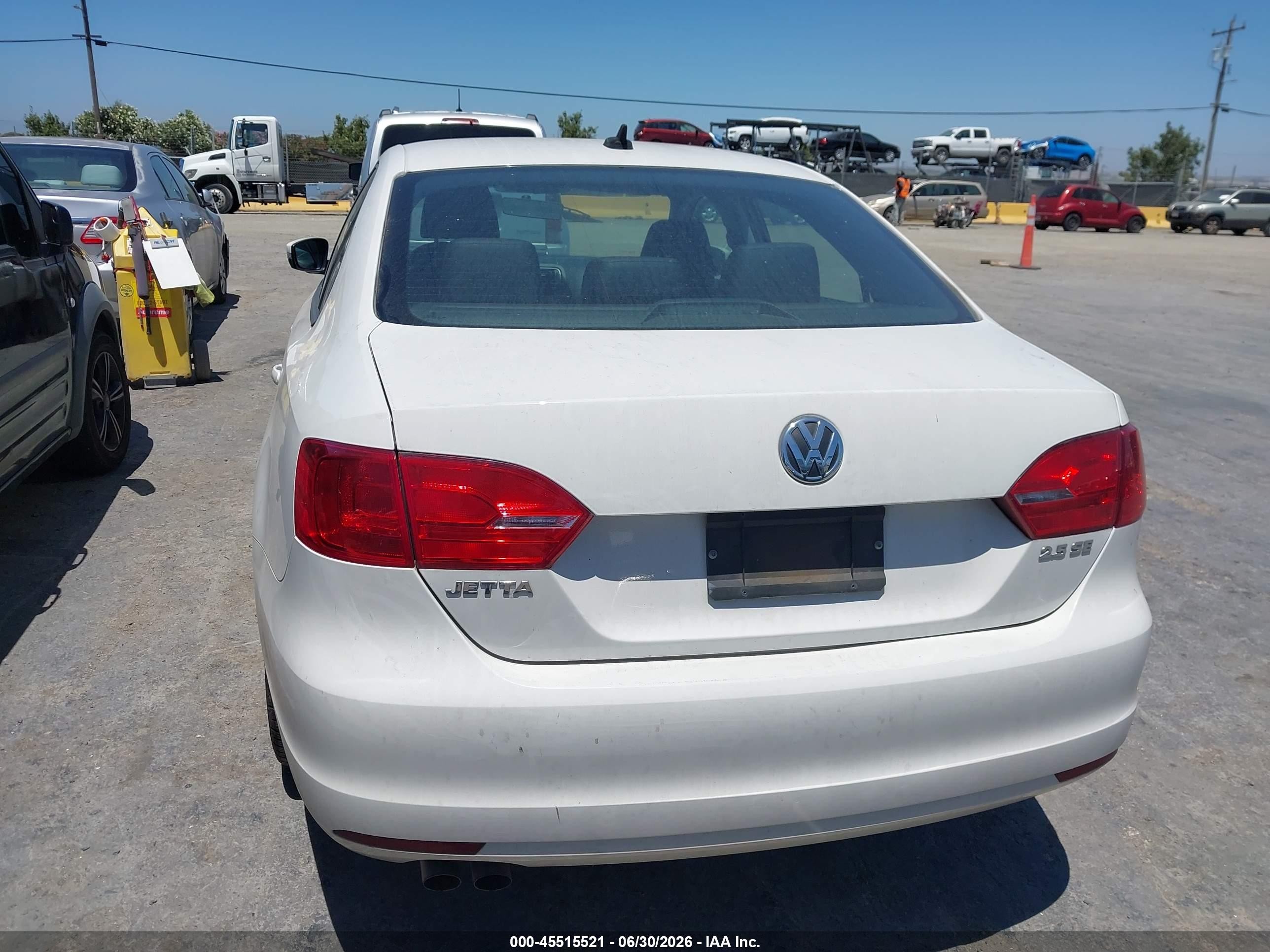 2012 Volkswagen Jetta 2.5l Se White vin: 3VWDP7AJ6CM417862