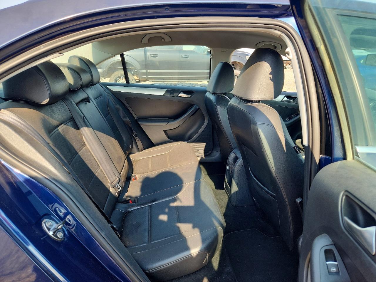 2013 Volkswagen Jetta Se Blue vin: 3VWDP7AJ6DM218019