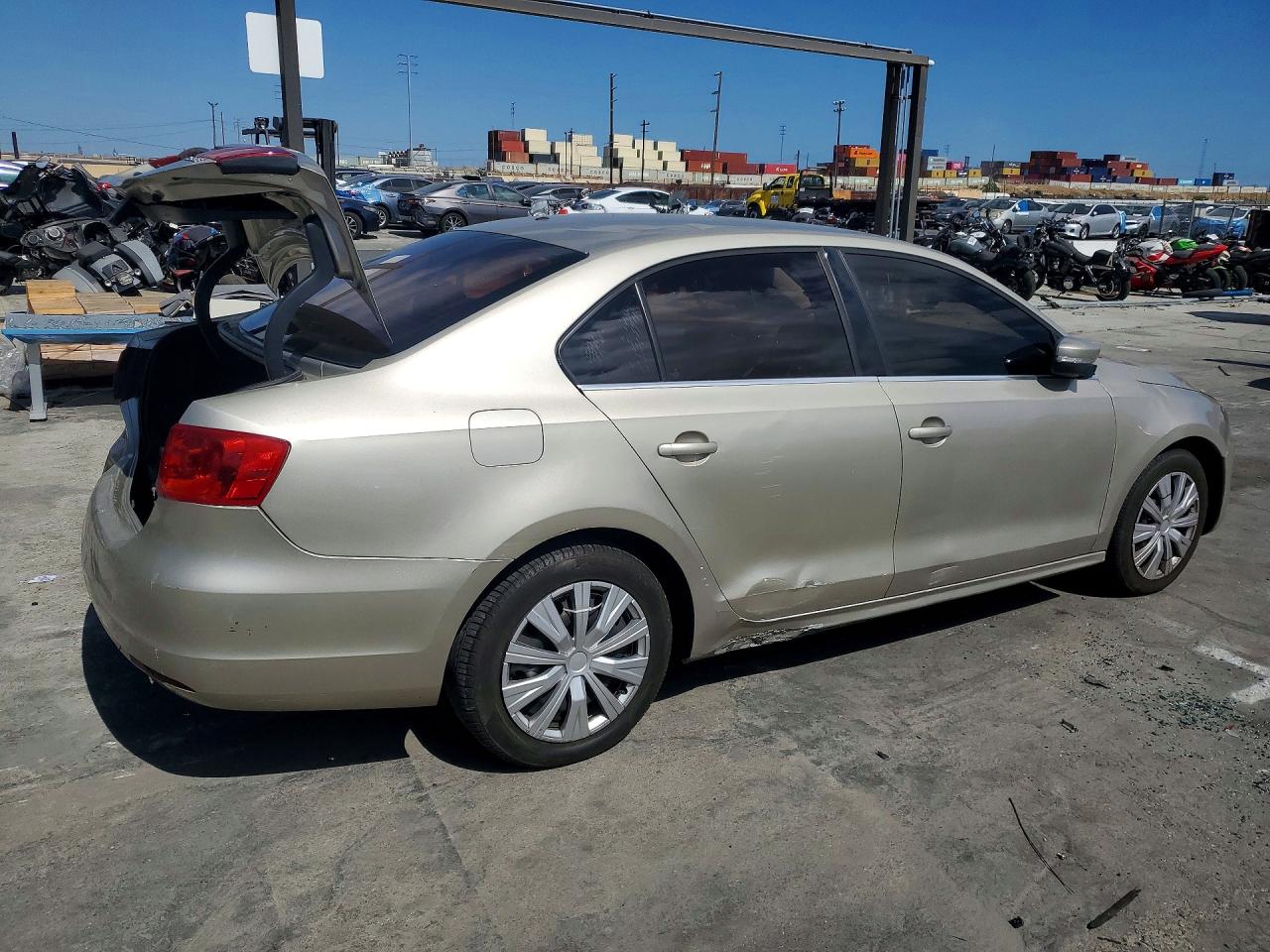 2013 Volkswagen Jetta Se Gold vin: 3VWDP7AJ6DM223611