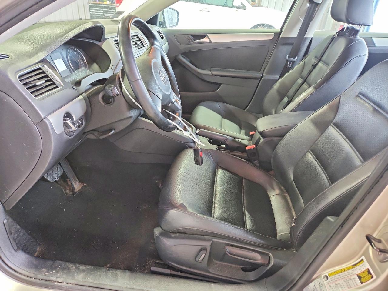 2013 Volkswagen Jetta Se Tan vin: 3VWDP7AJ6DM281914
