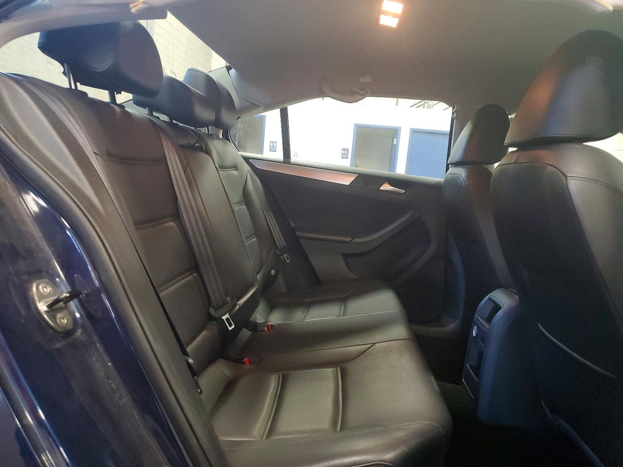 2013 Volkswagen Jetta Se Blue vin: 3VWDP7AJ6DM287907