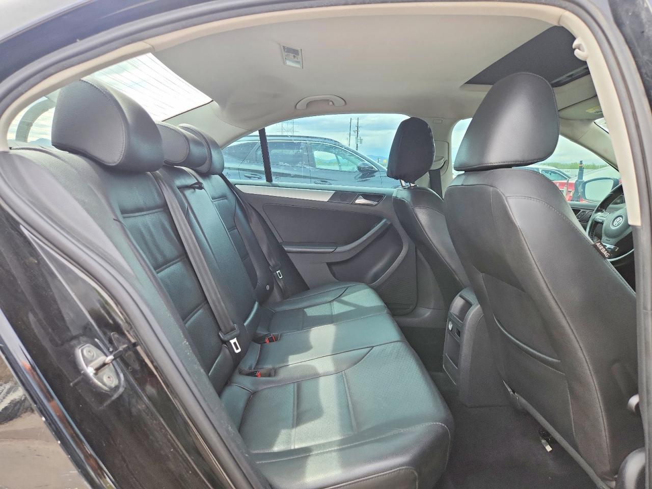 2013 Volkswagen Jetta Se Black vin: 3VWDP7AJ6DM351735