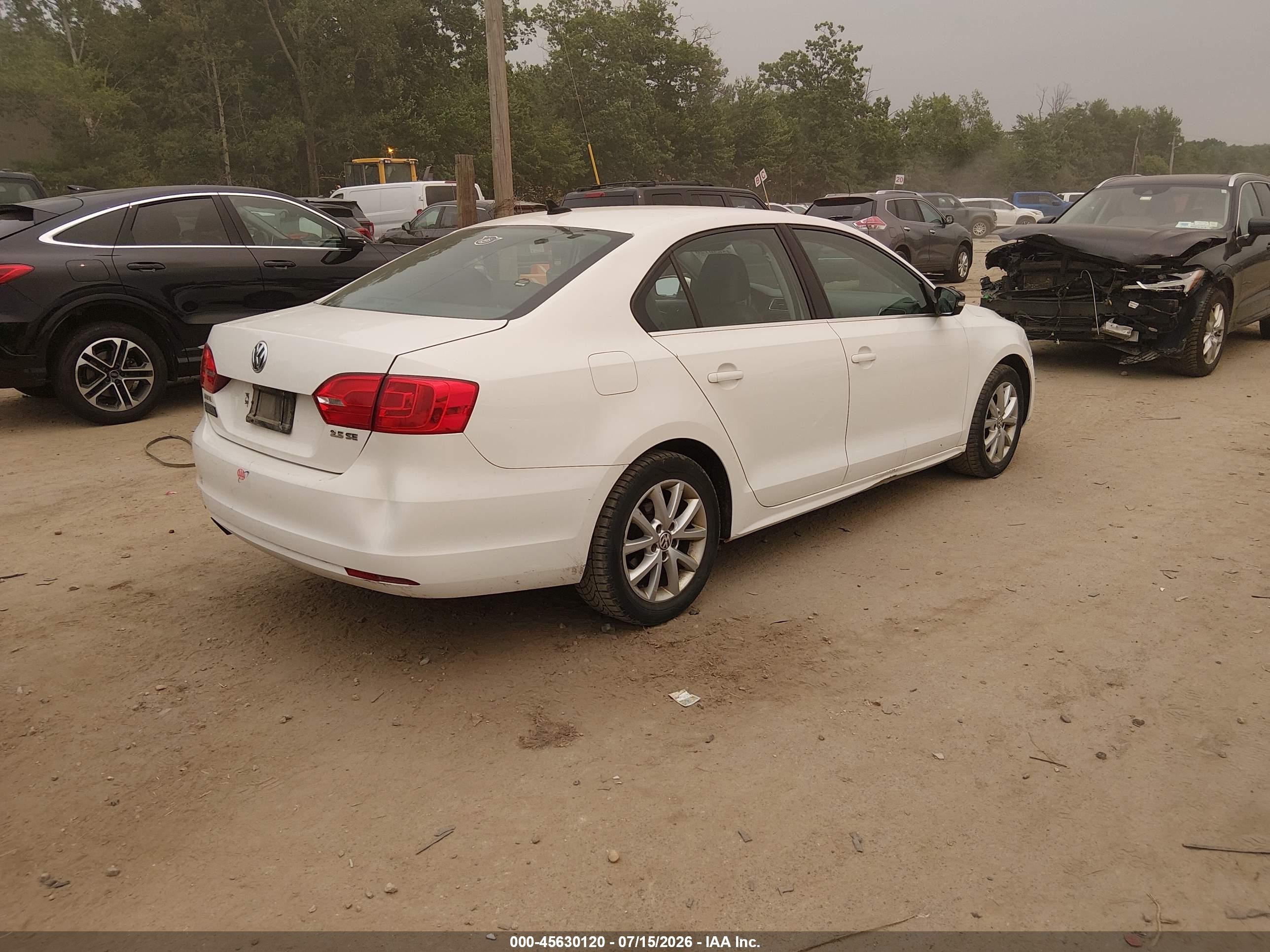 2013 Volkswagen Jetta 2.5l Se White vin: 3VWDP7AJ6DM360306