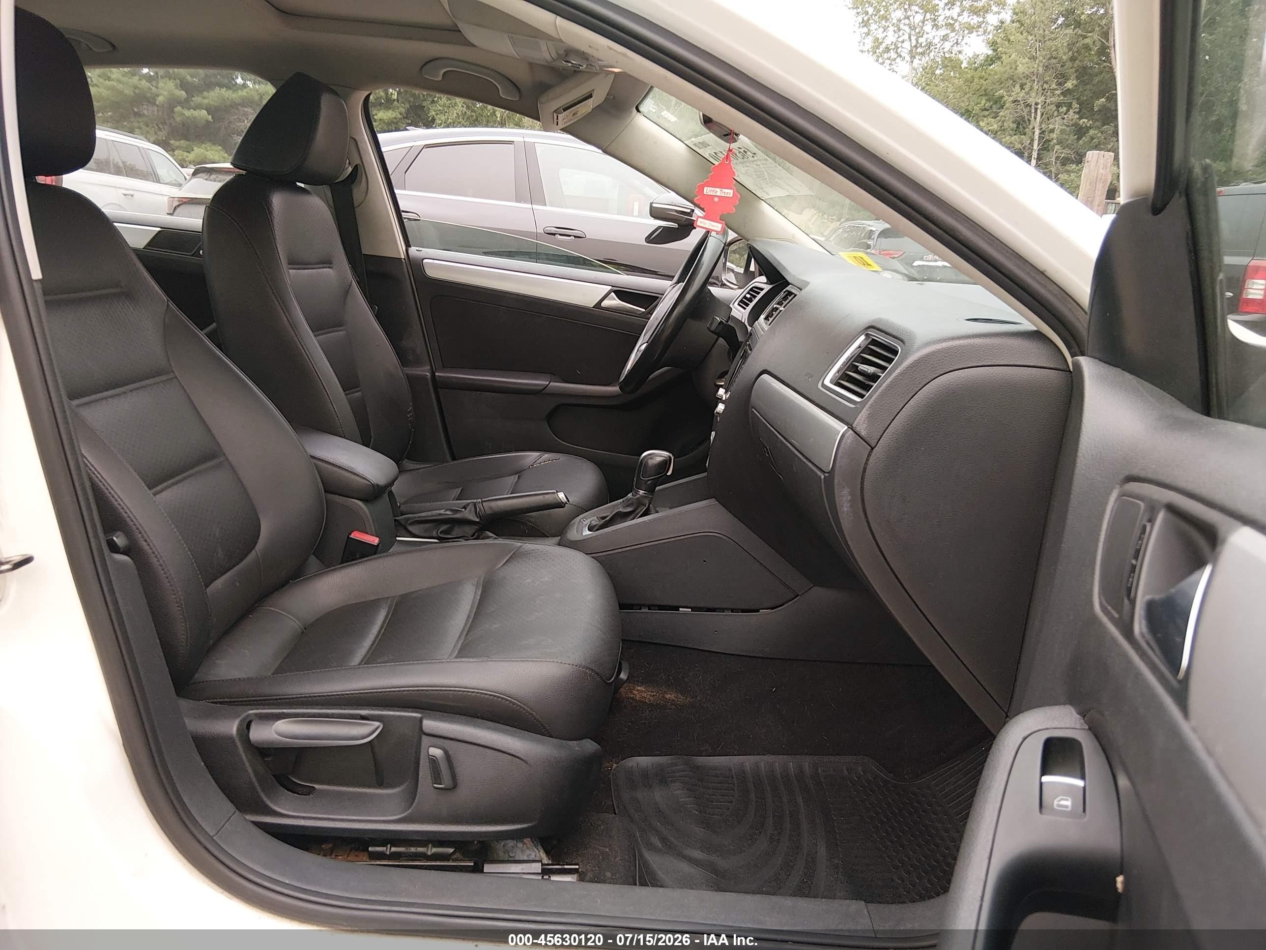 2013 Volkswagen Jetta 2.5l Se White vin: 3VWDP7AJ6DM360306